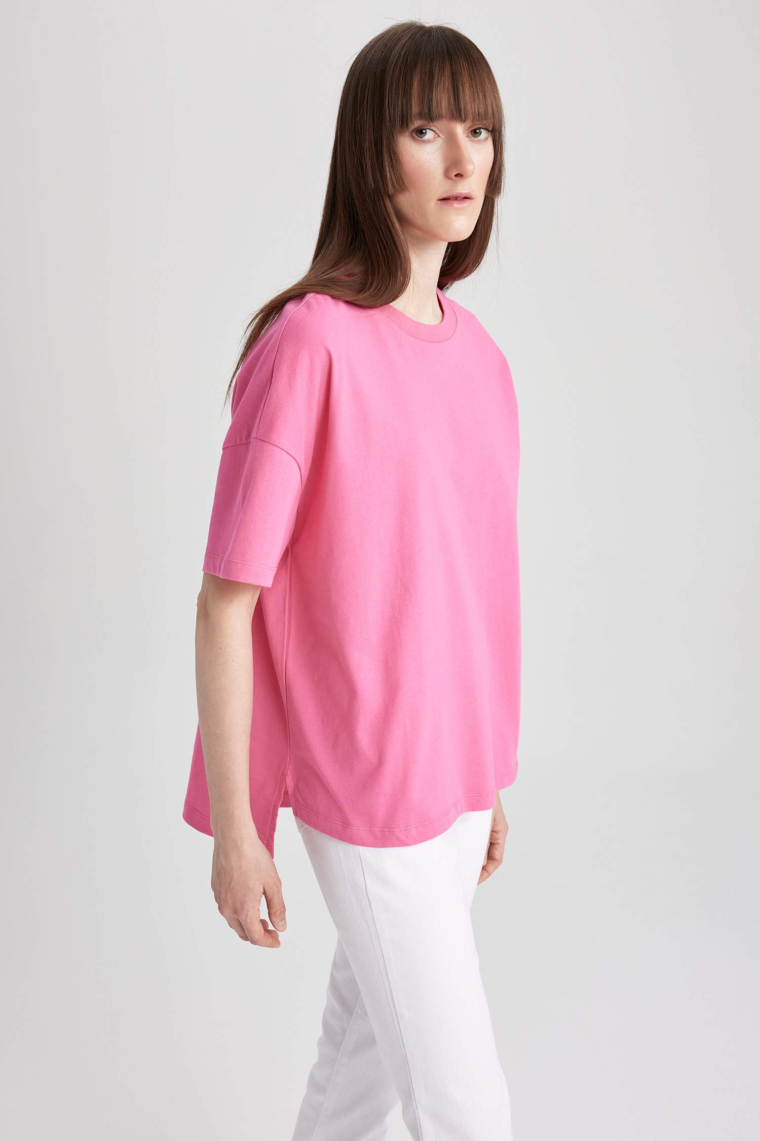 Oversize Fit Crew Neck Short Sleeve T-Shirt