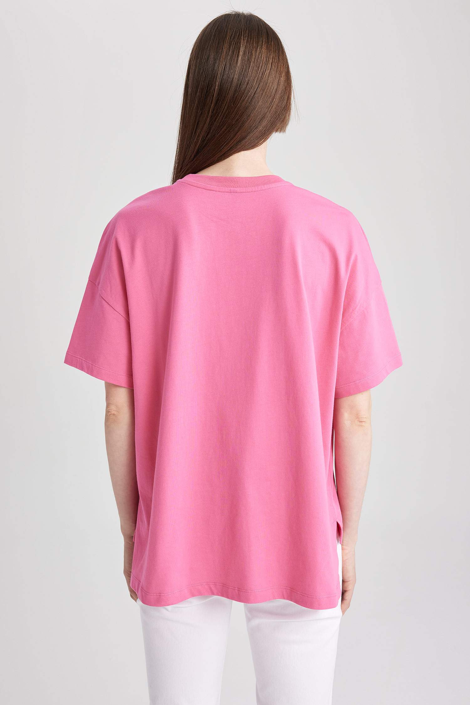 Oversize Fit Crew Neck Short Sleeve T-Shirt