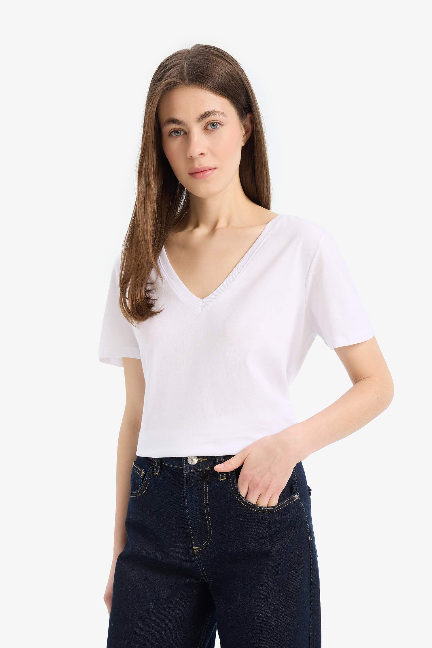 %100 Pamuk Regular Fit V Yaka Basic Düz Kısa Kollu Beyaz Tişört