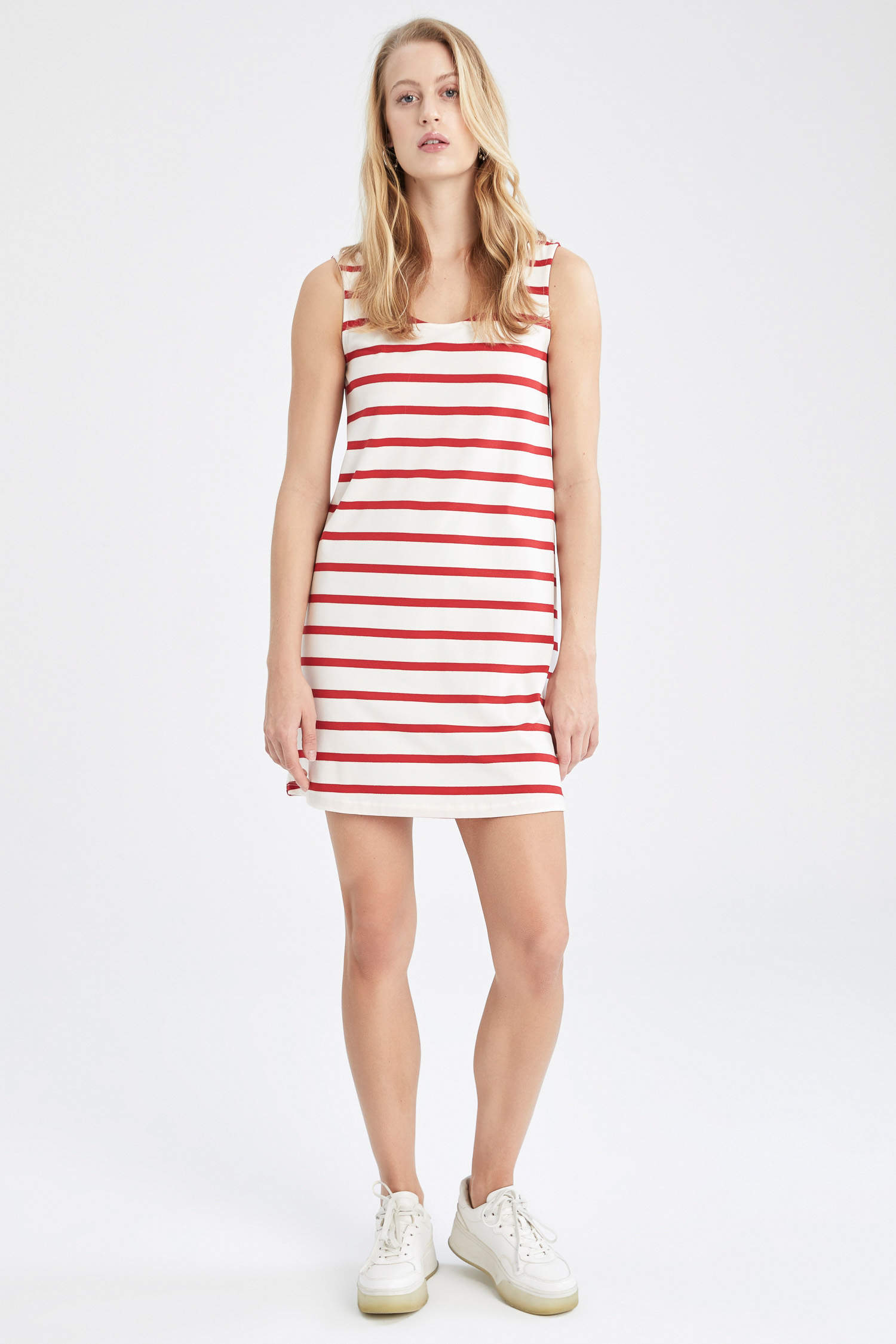 Red WOMAN A-Line U-Neck Striped Thick ...