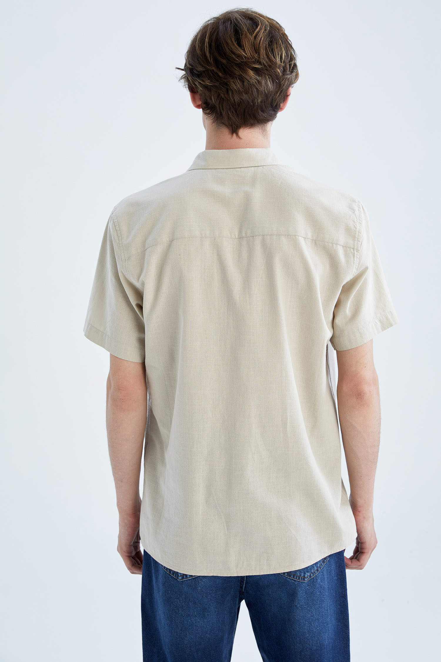 Ecru MAN Regular Fit Cotton Short Sleeve Shirt 2531452 | DeFacto