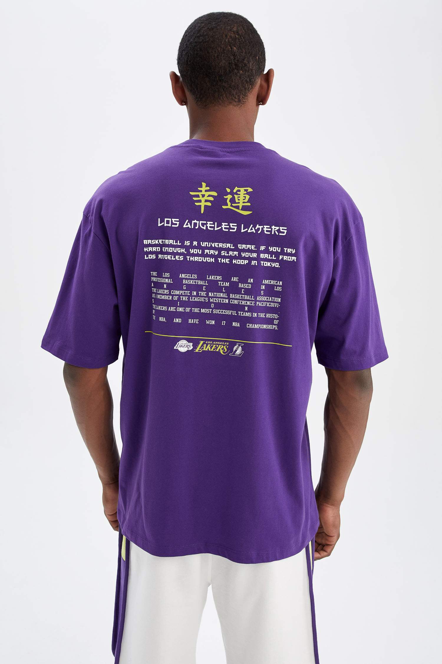 Purple MAN Defacto Fit NBA Los Angeles Lakers Licensed Regular Fit T-Shirt  2657176