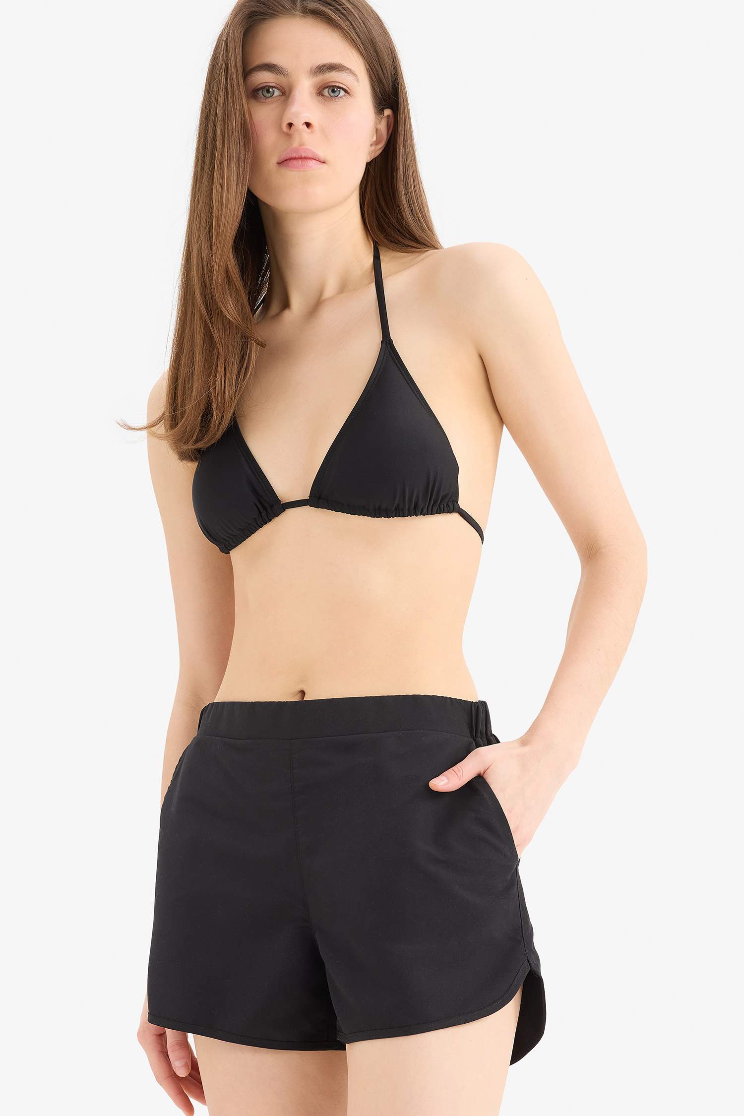 شورت بحر أسود قصة عادية من Fall in Love