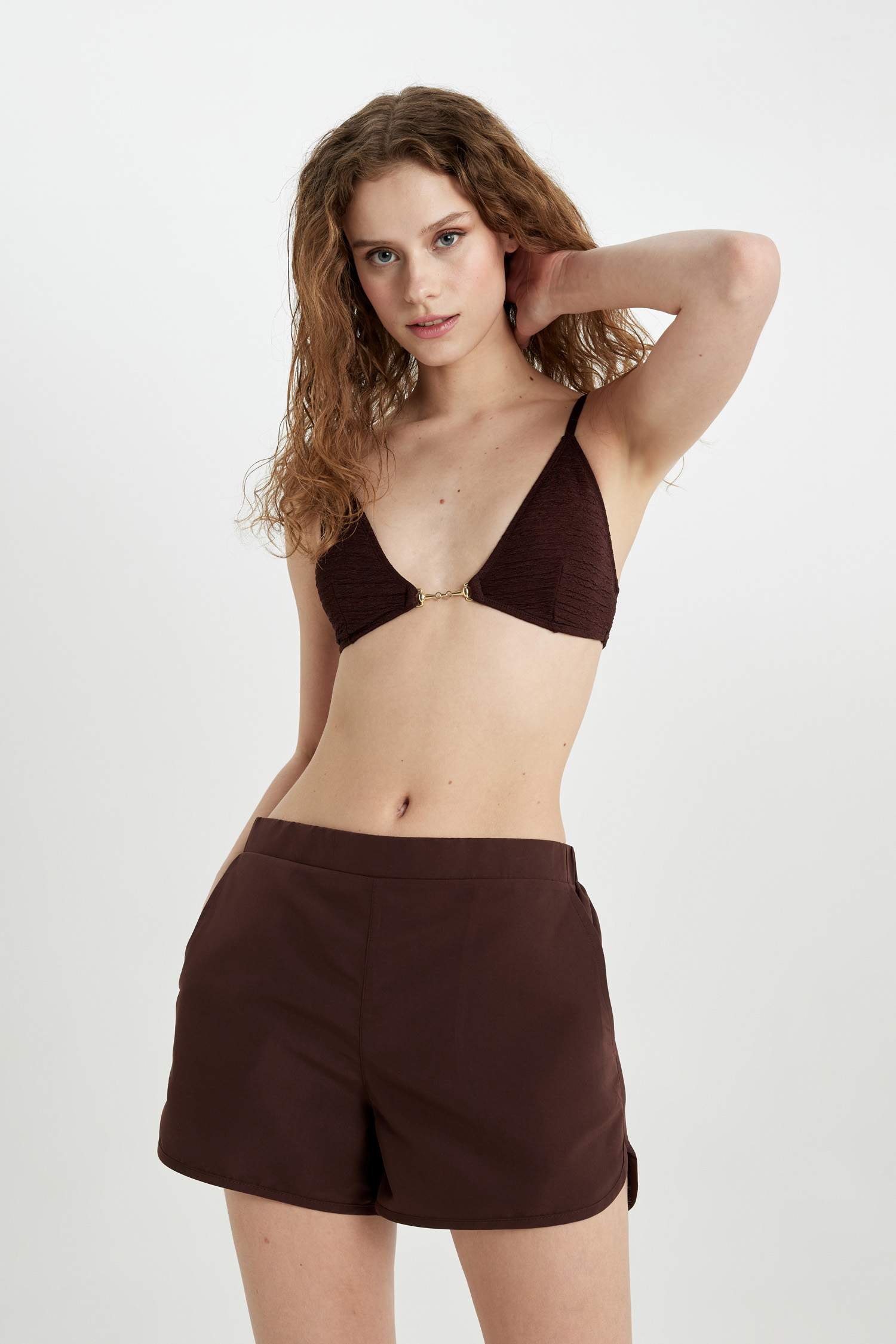 شورت بحر بني حريمي قصة عادية من Fall in Love