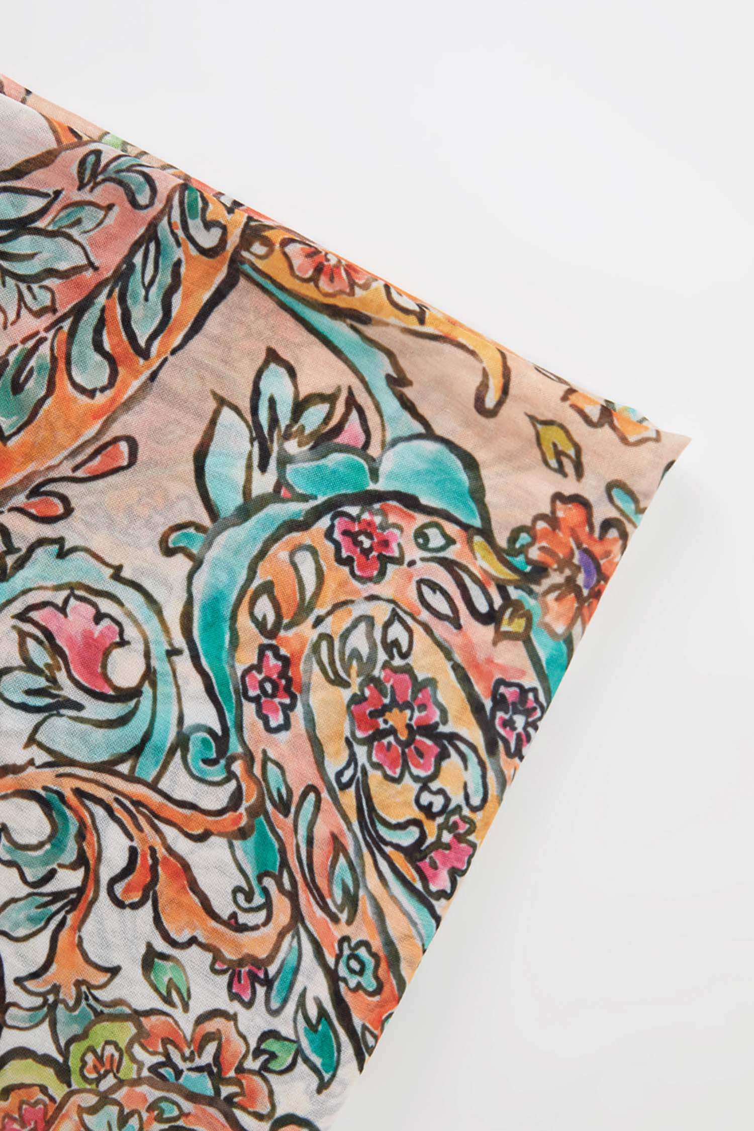 Женская шаль с принтом