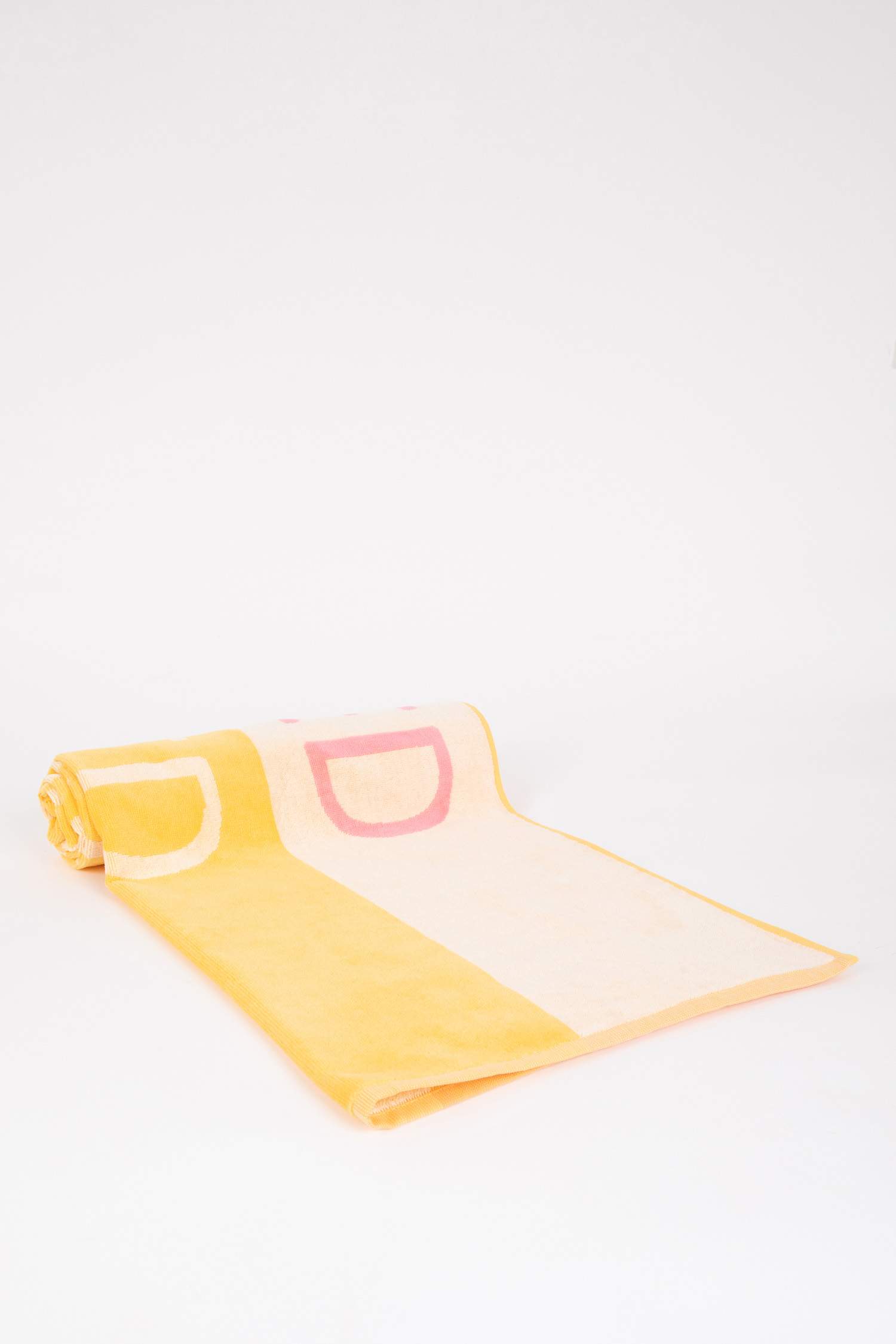 Қыздарға жағажай сүлгісі