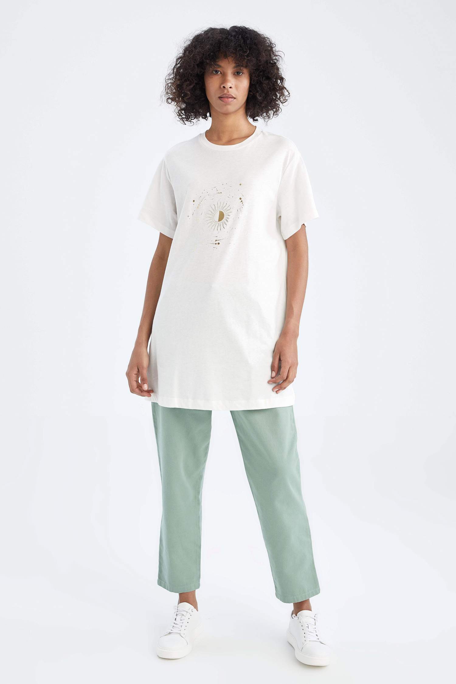 Брюки прямого кроя