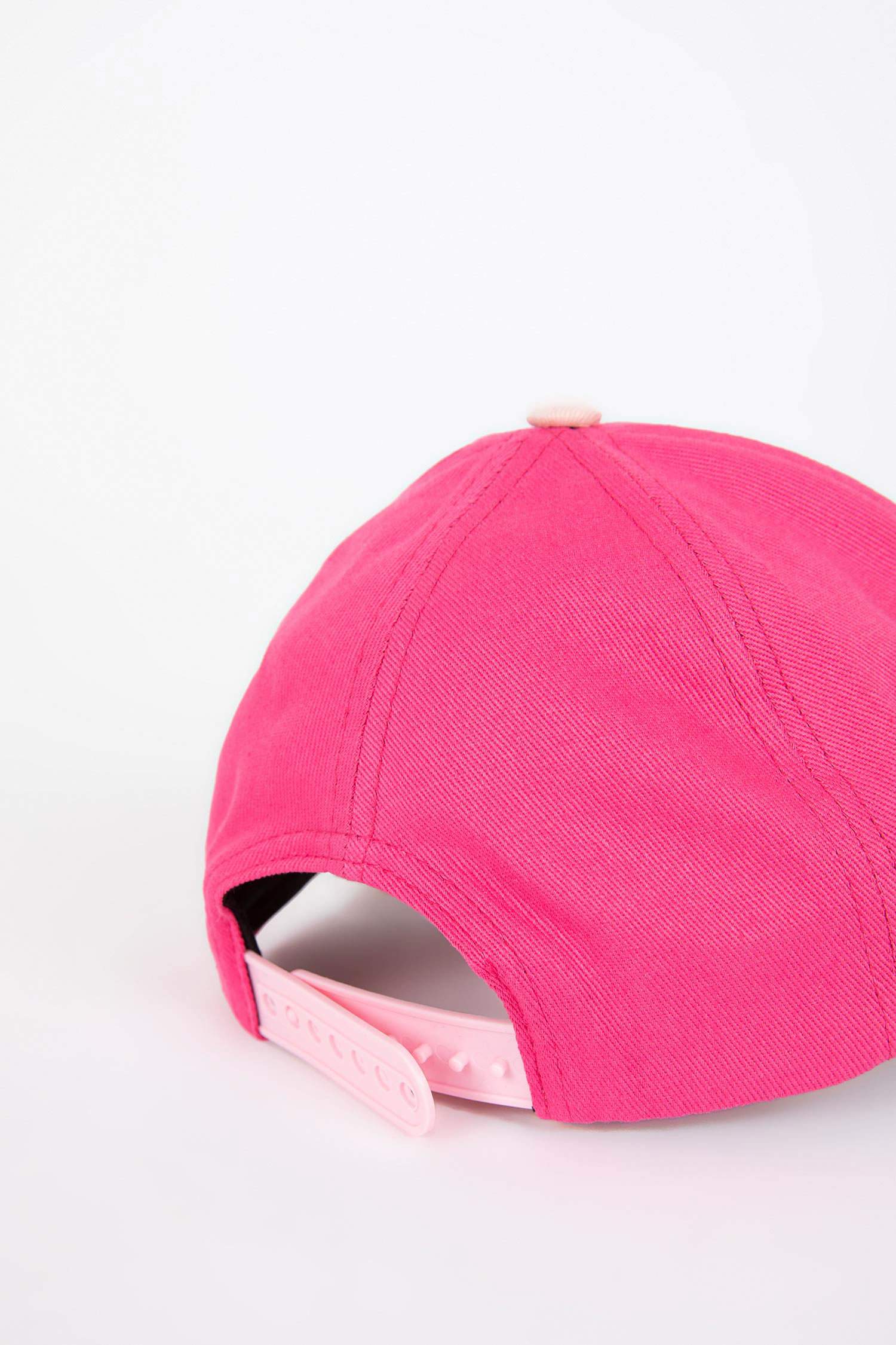 Кепка Looney Tunes для дівчаток