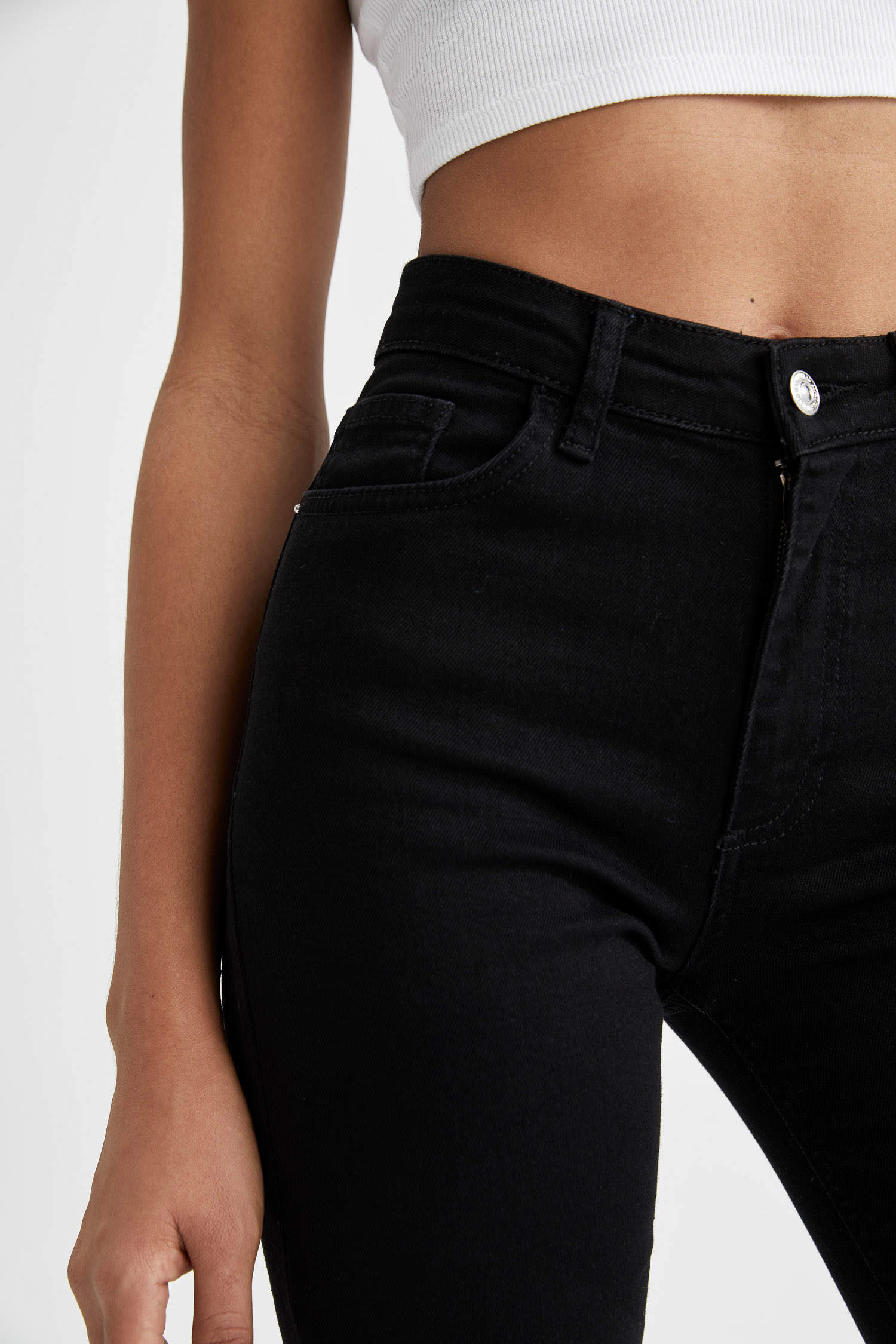 Defacto Straight Fit Normal Bel Ekstra Uzun Jean Pantolon. 4