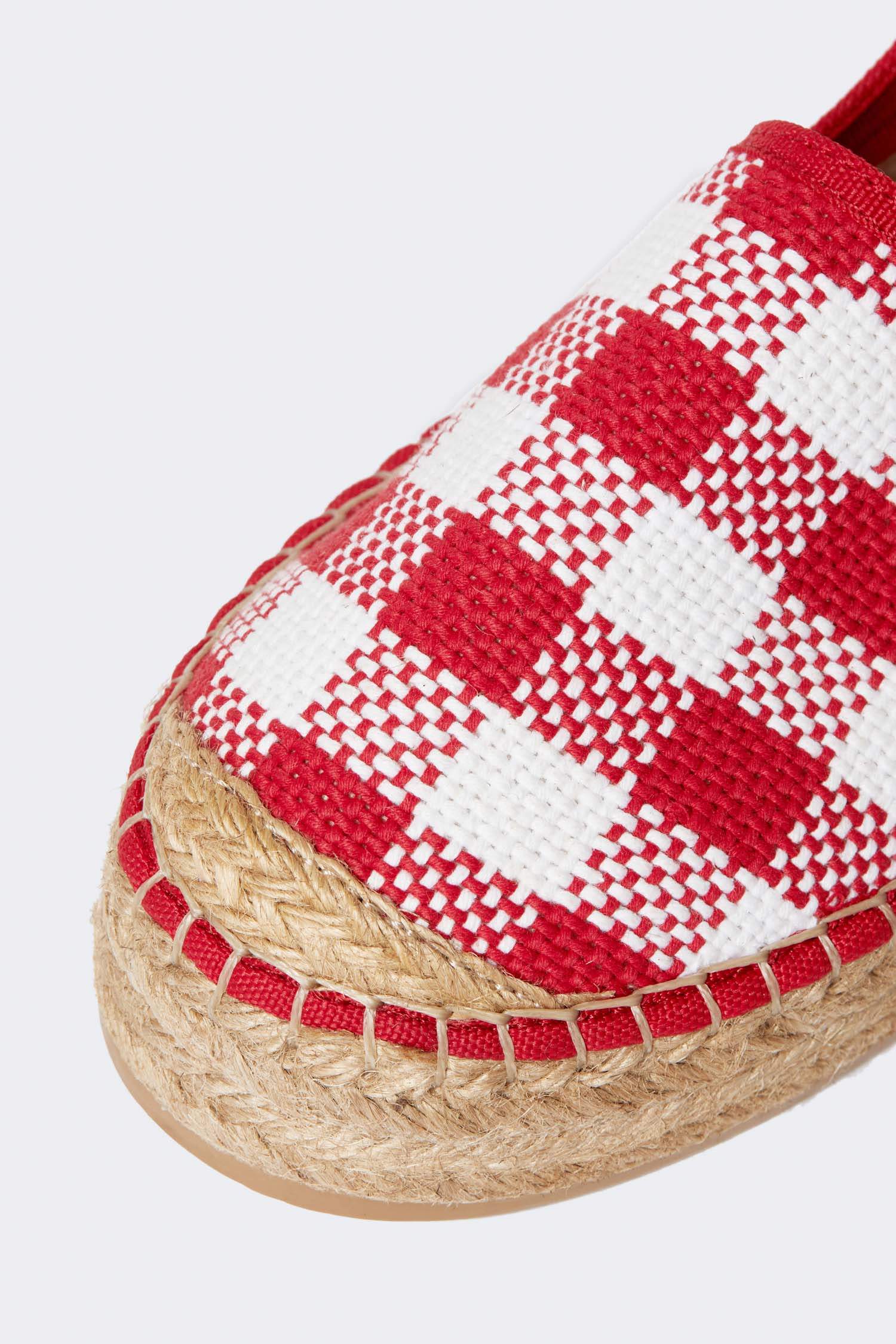 Square Print Sand Shoes