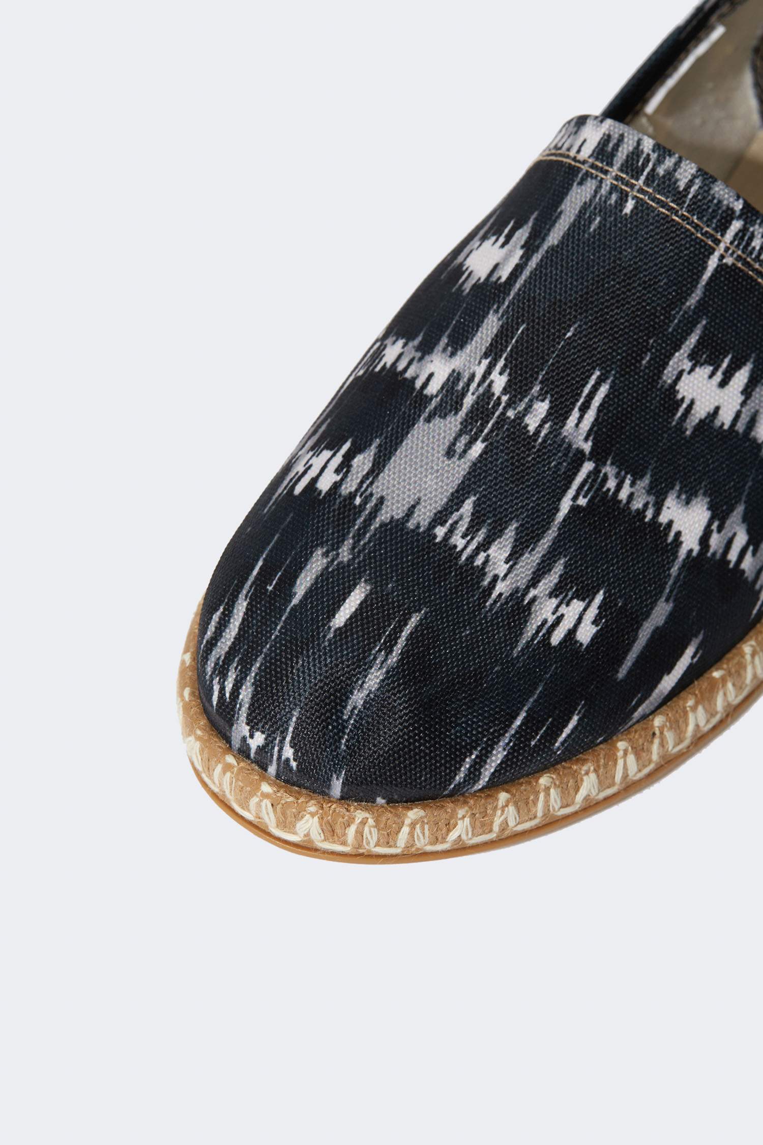 Leopard Printed Sand Shoes