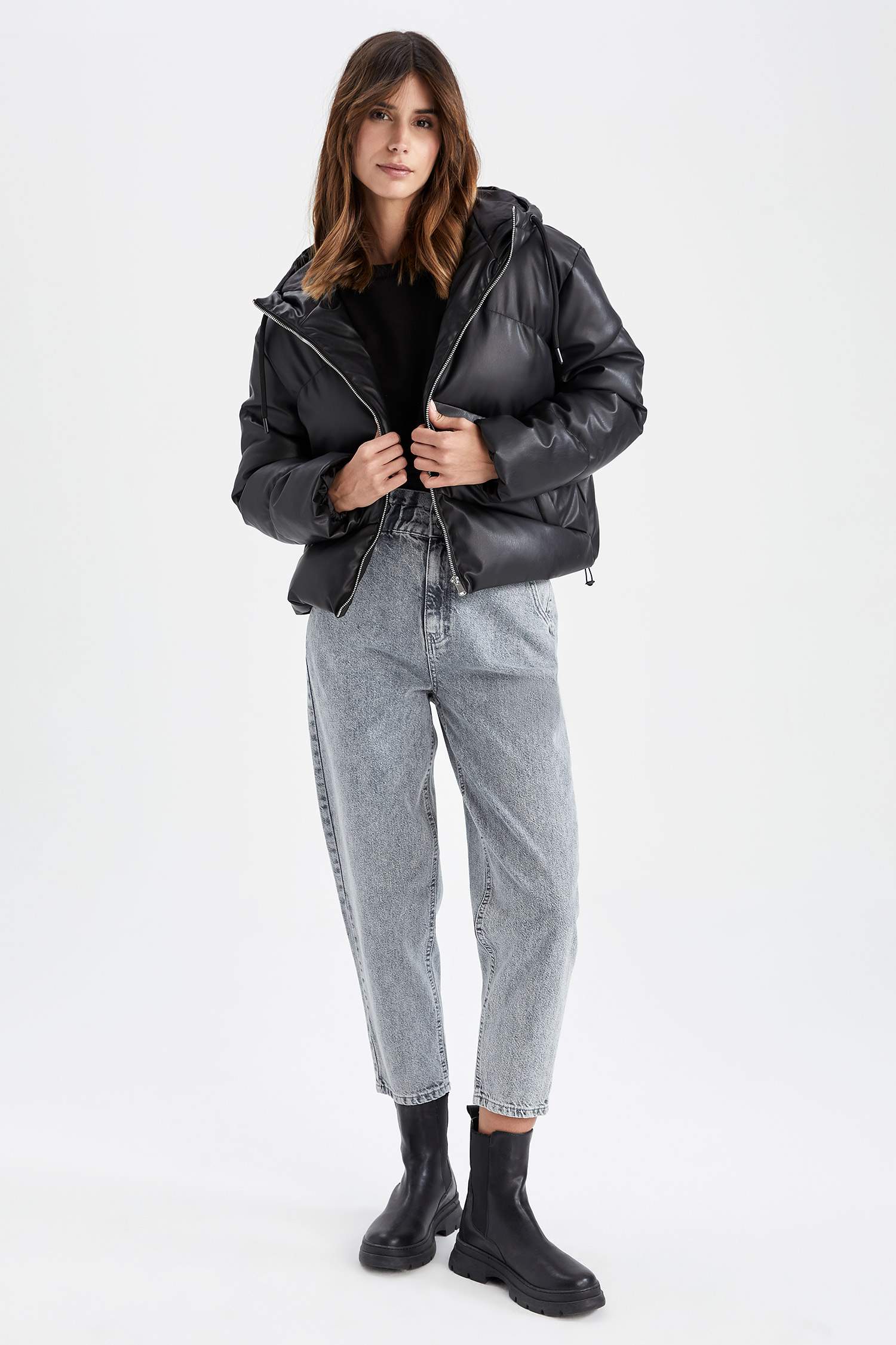 Regular Fit Su Geçirmez Suni Deri Mont