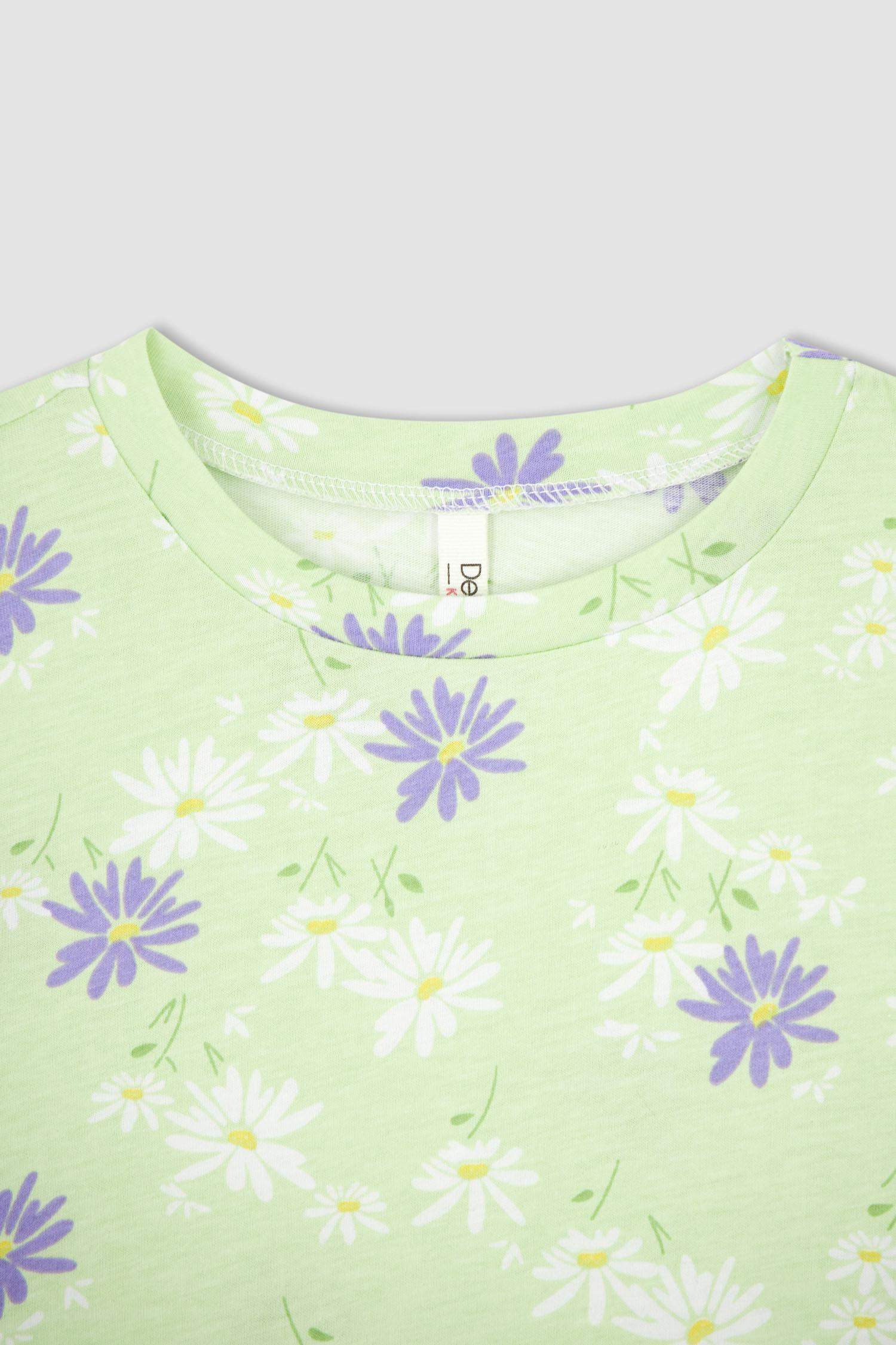 Футболка стандартного кроя с принтом для девочек