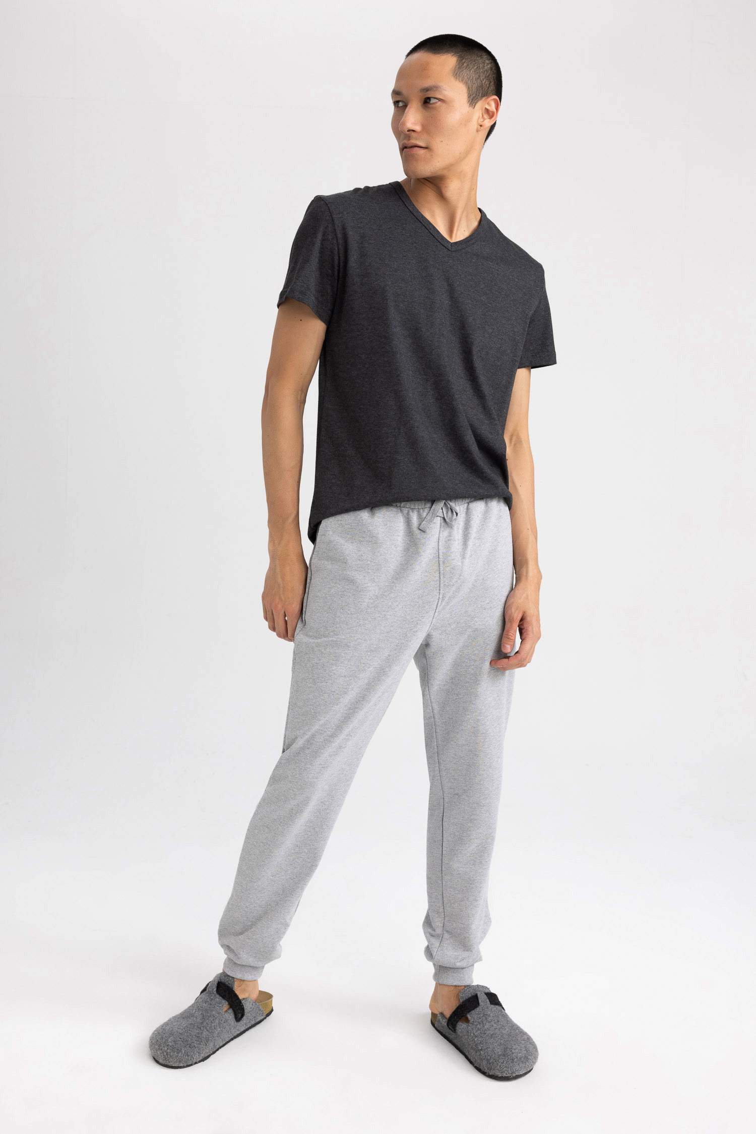 слим пішімі v жаға Трикотаж көйлектер