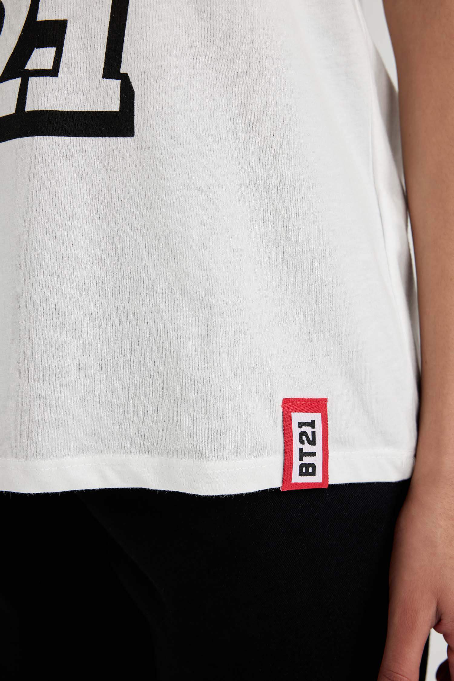 Regular Fit BT21 Licensed Crew Neck Printed Short Sleeve T-Shirt