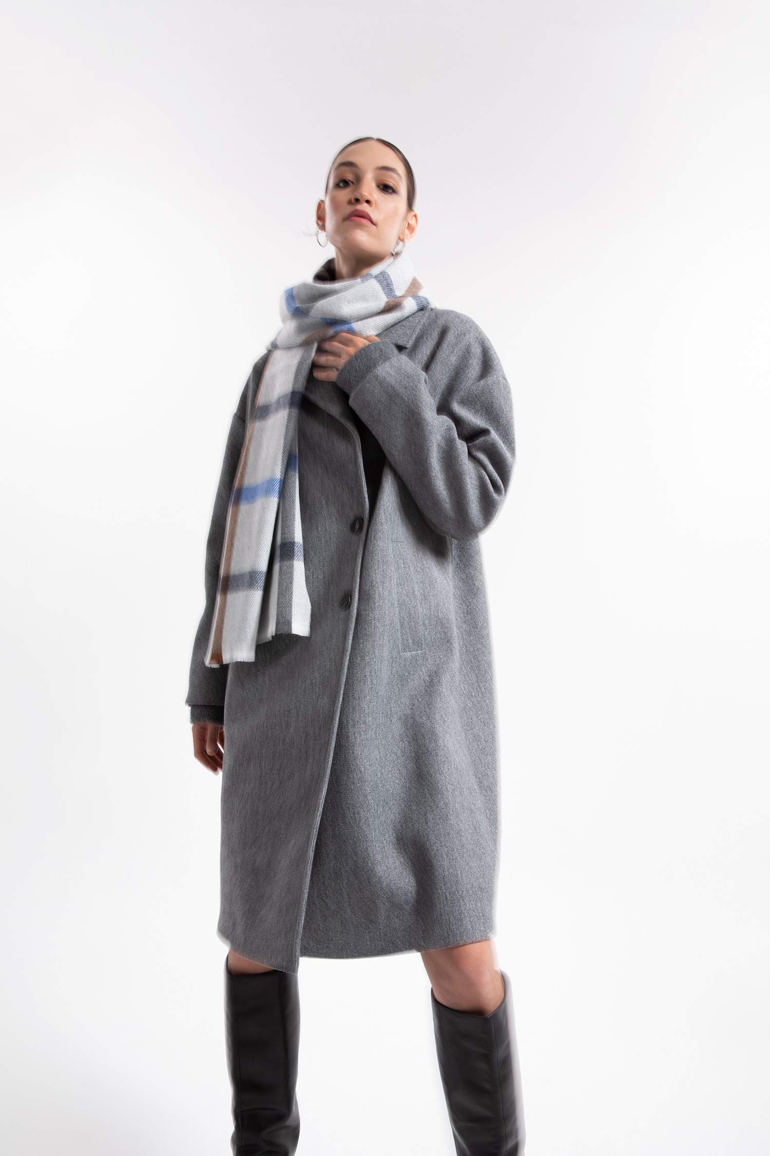 Oversize Geniş Kalıp Kruvaze Yaka Düğme Kapamalı Cepli Uzun Kaşe Kaban