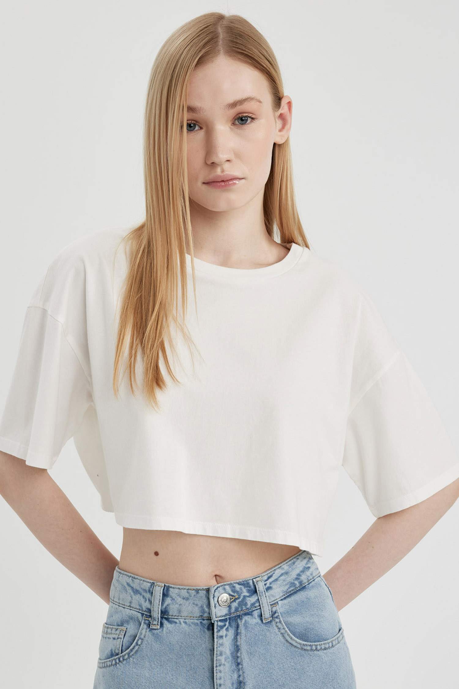 Loose Fit Basic Short Sleeve T-Shirt
