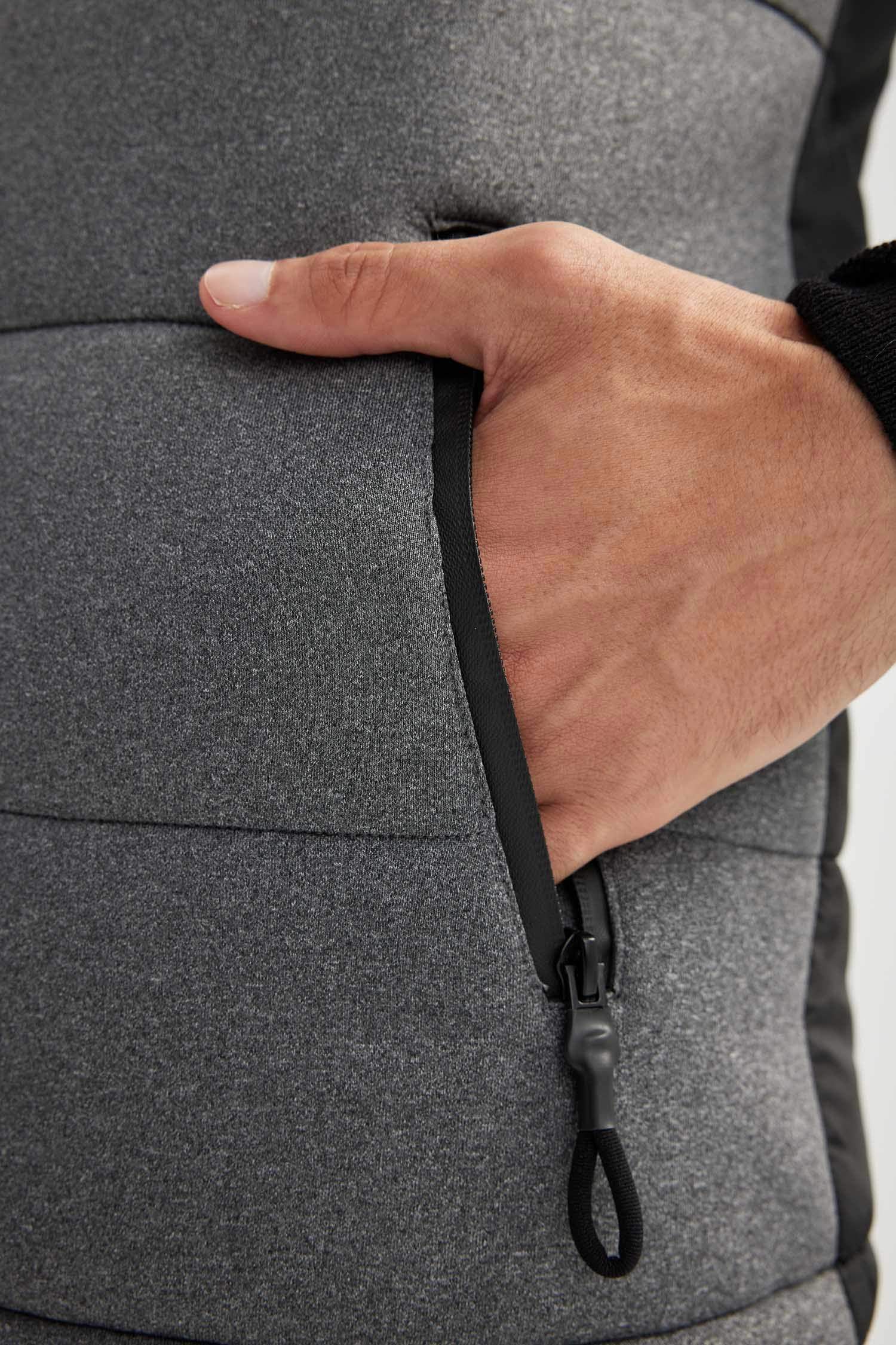 Slim Fit Kapüşonlu Şişme Yelek