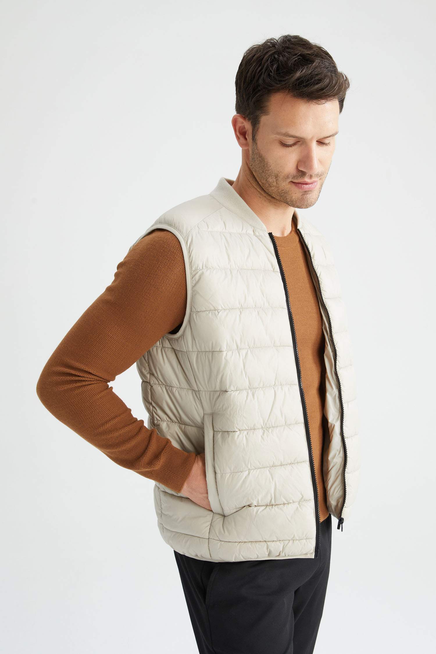 slim fit quilted vest