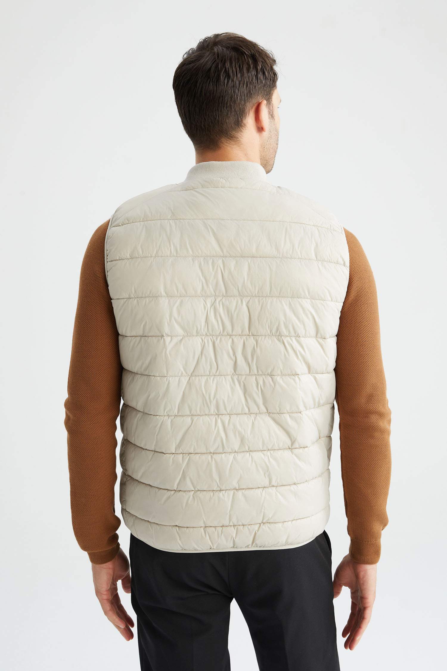 Beige MAN Slim Fit Recycled Filling Vest 2457827 | DeFacto