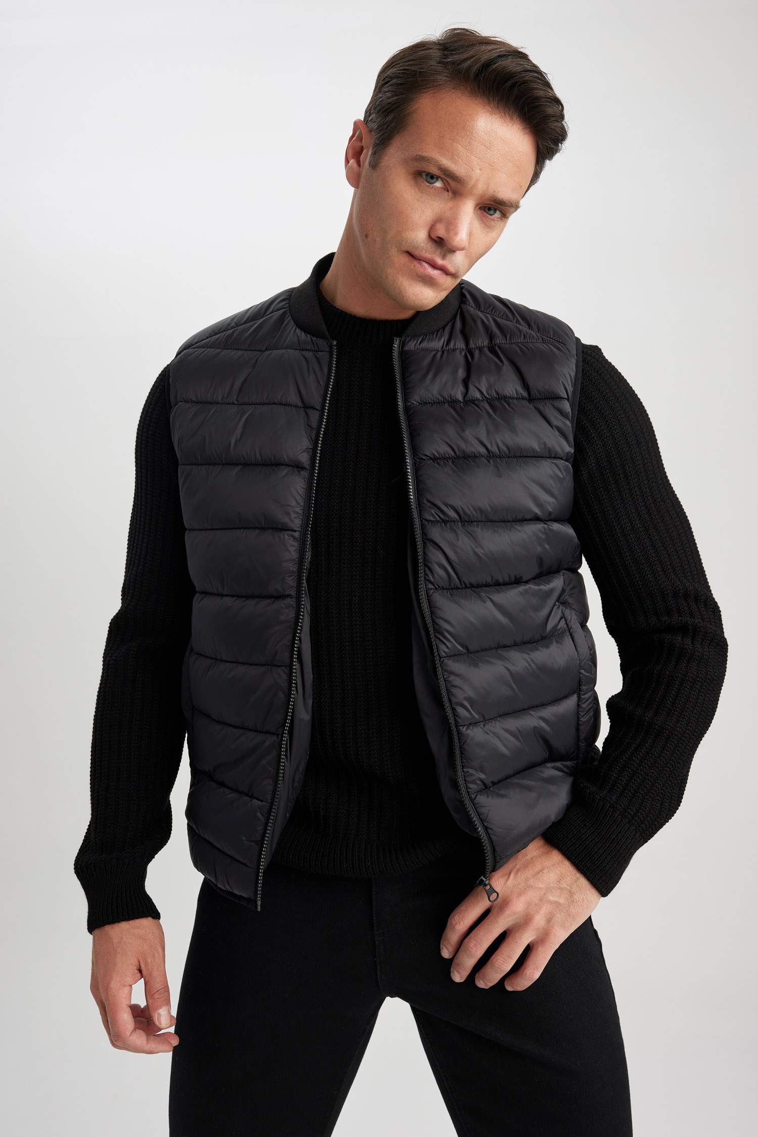 Black Man Slim Fit College Collar Bomber Puffer Vest 2788940 | DeFacto