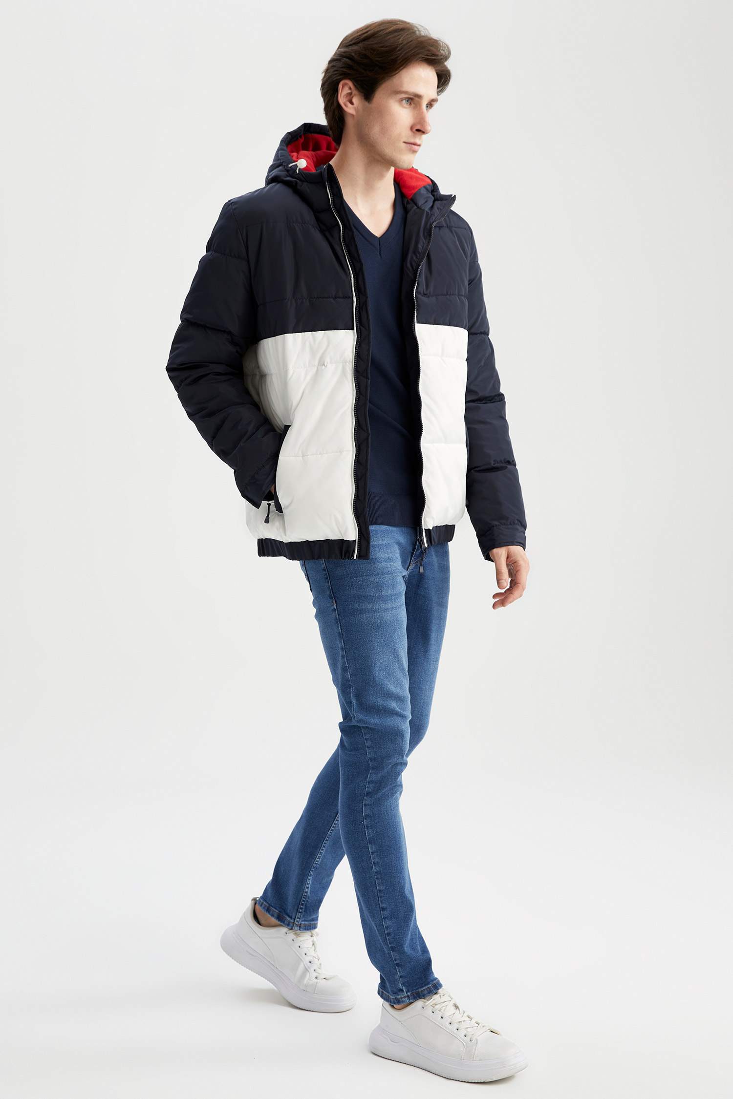 Rüzgar Geçirmez Su İtici Slim Fit Kapüşonlu Suni Kürklü Mont