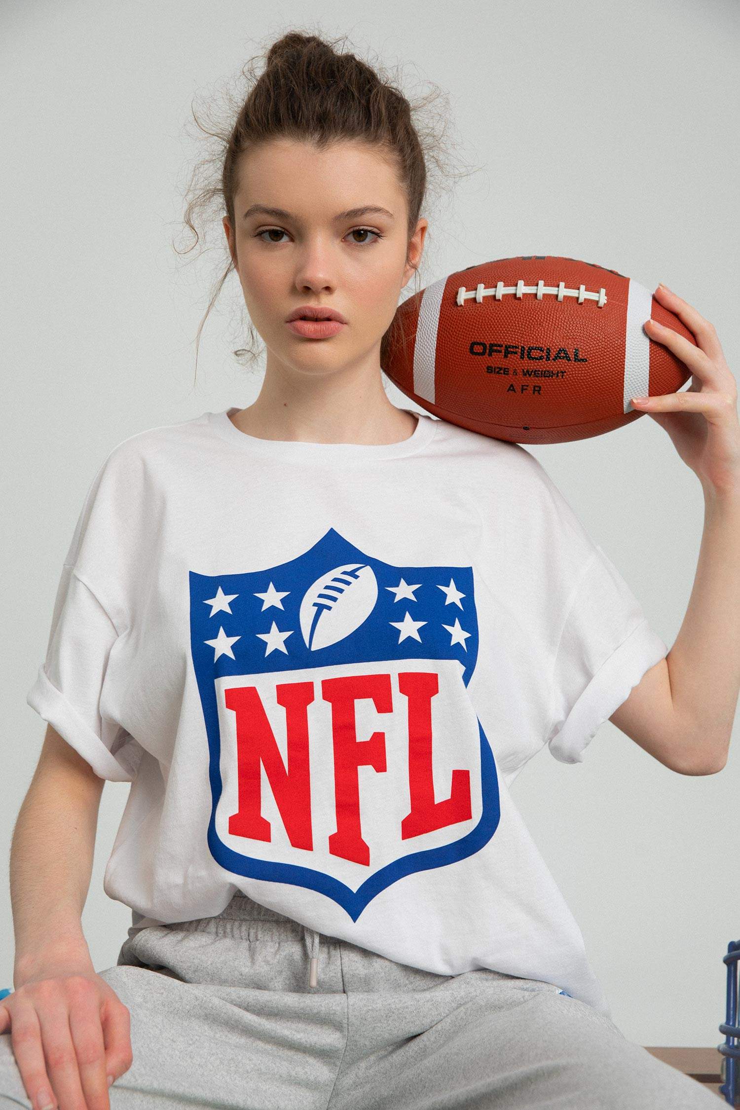 Grey Woman Oversized Long Sleeve NFL Shield Printed Hoodie 2432004