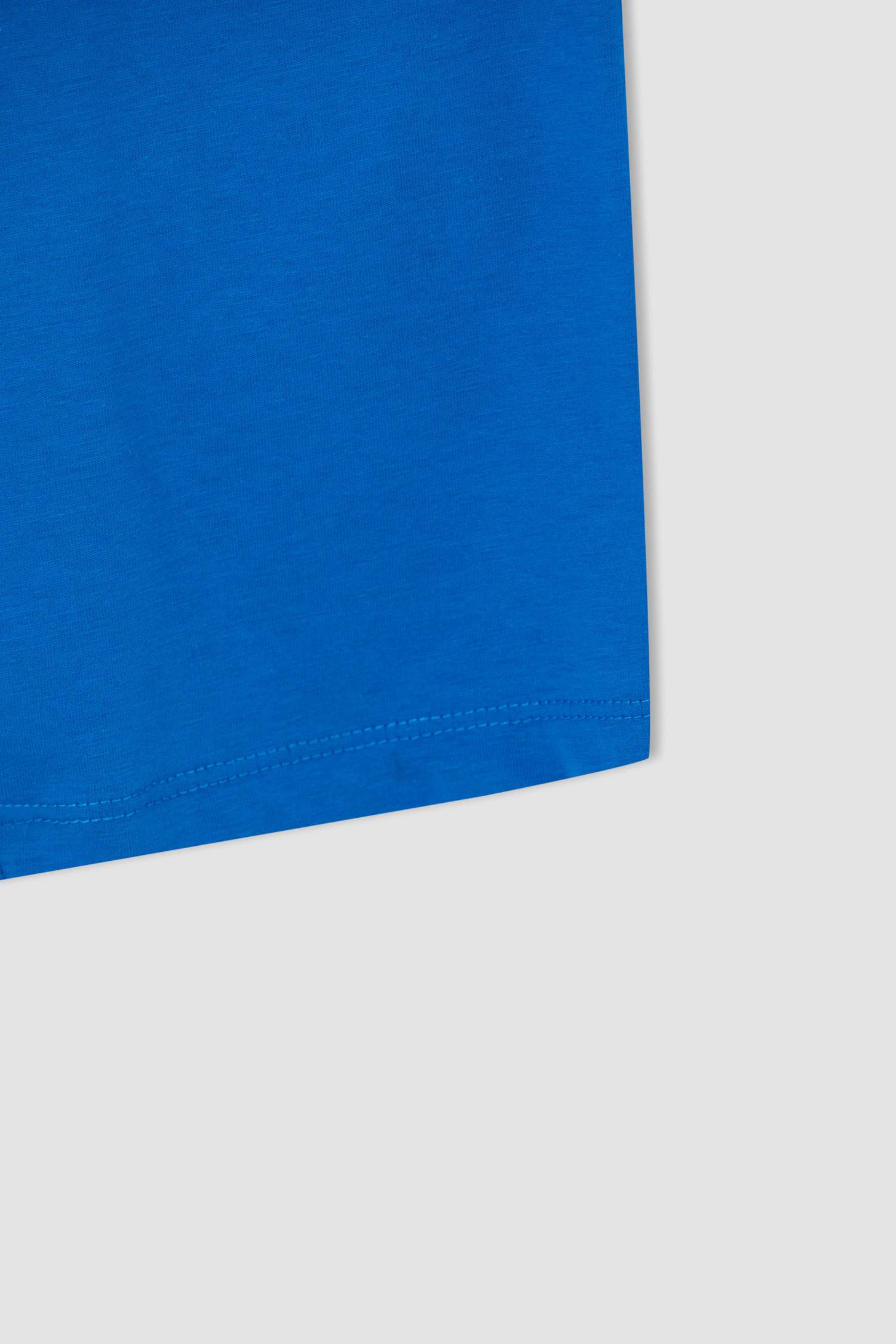 Комплект: Шорты и майка стандартного кроя с принтом для мальчиков