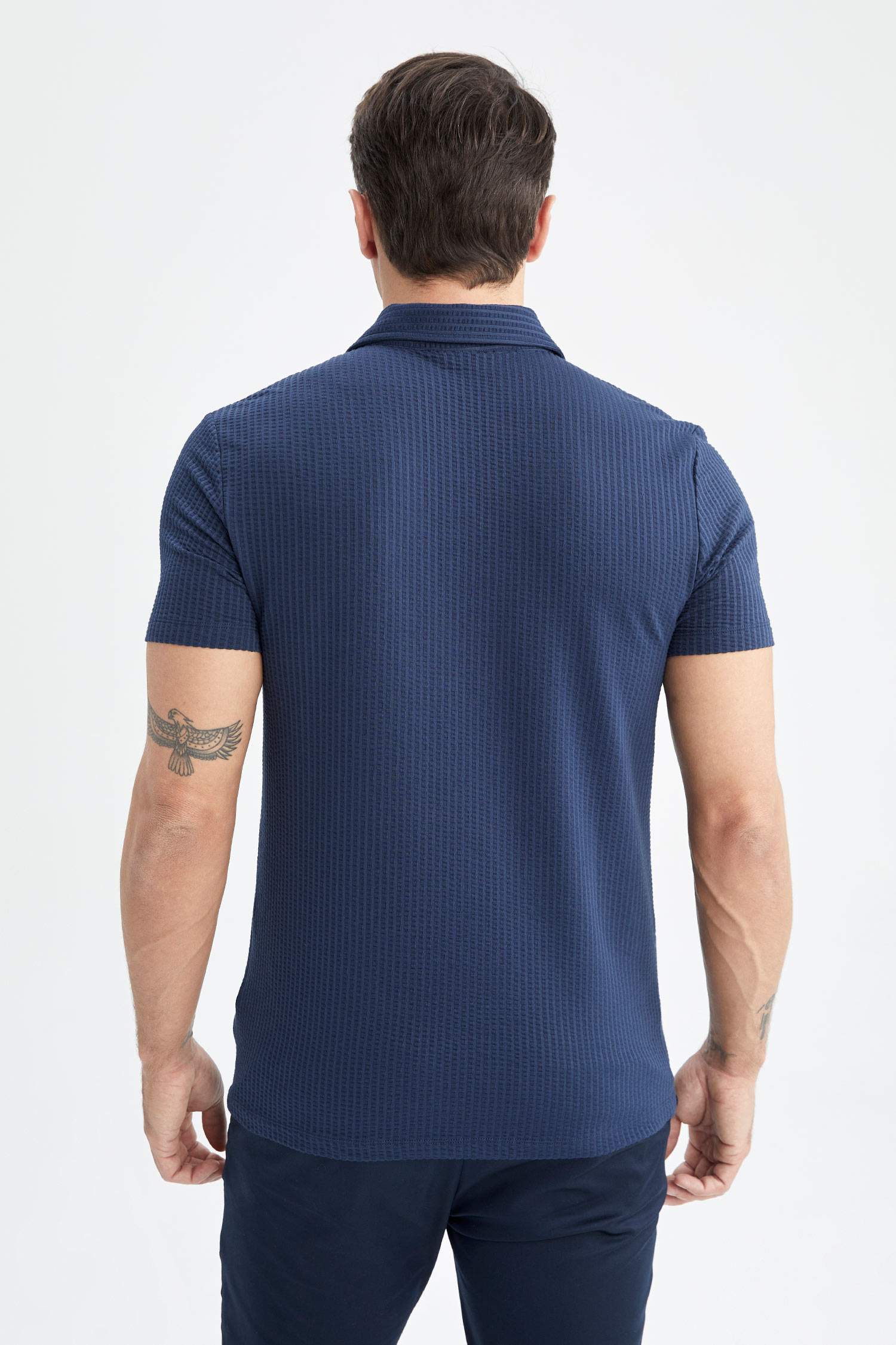 Navy MEN Slim Fit Short Sleeve TShirt 2453080 DeFacto