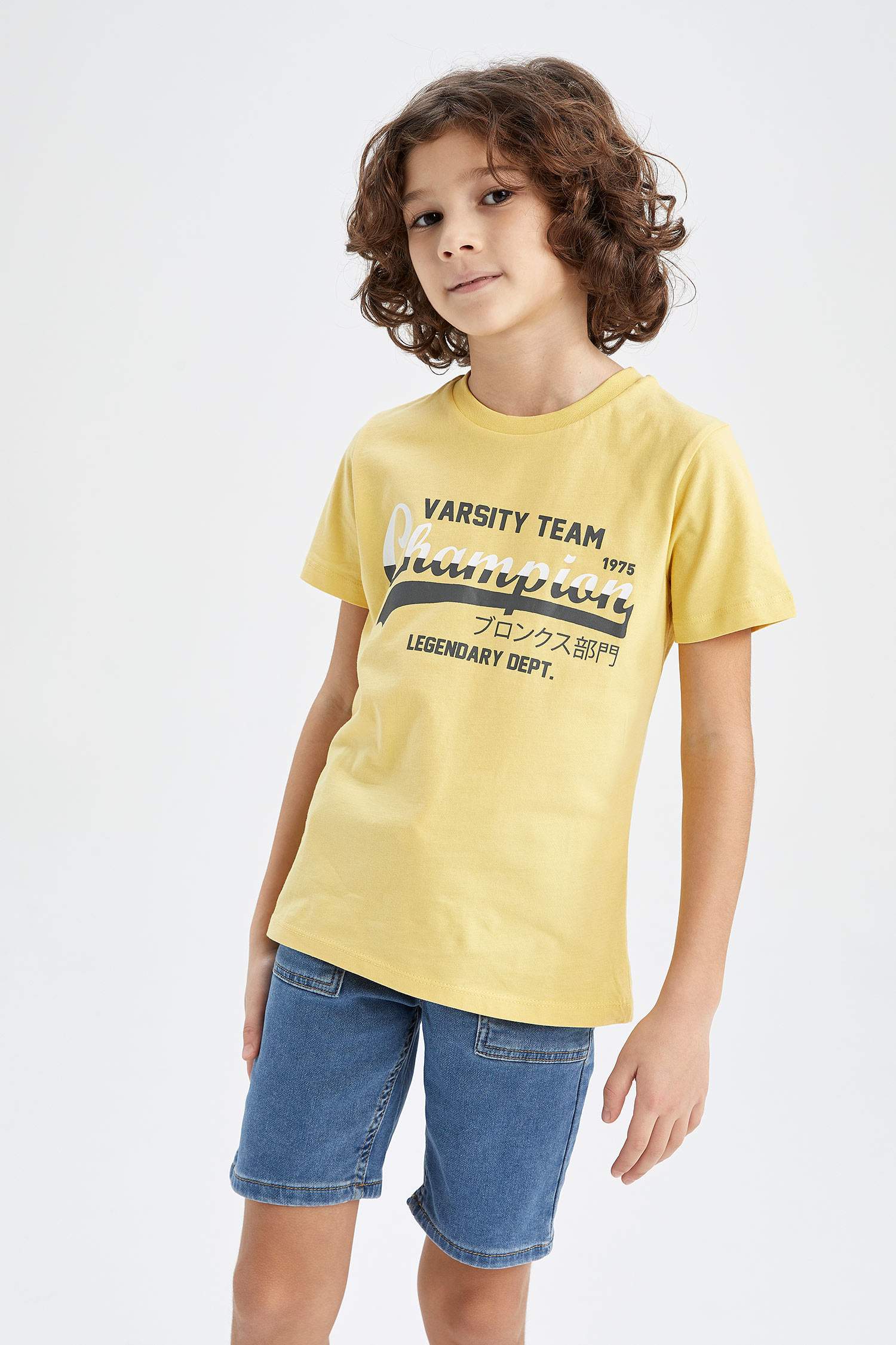 Футболка с круглым вырезом для мальчиков