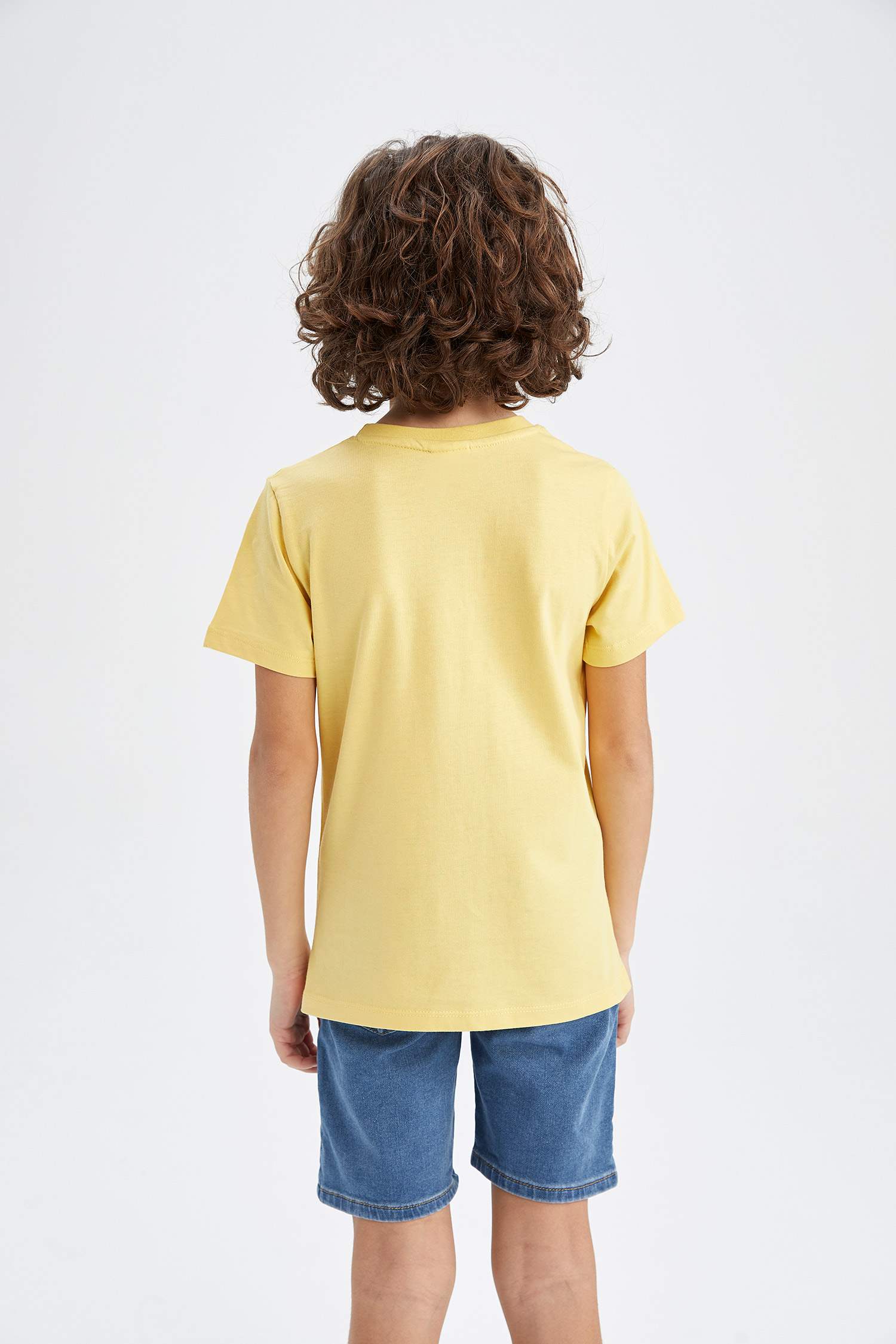 Футболка с круглым вырезом для мальчиков