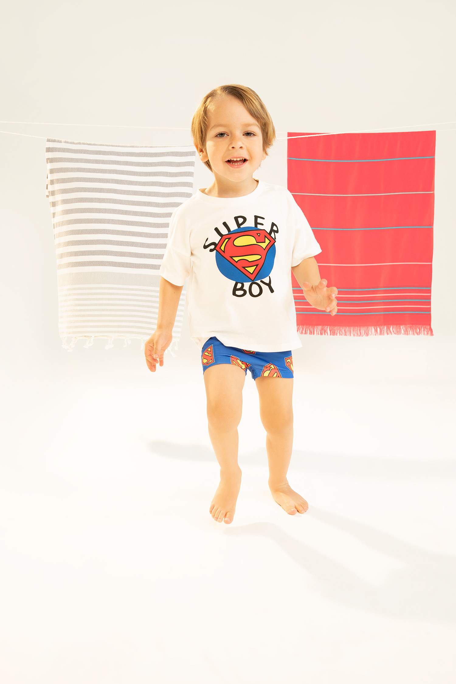 Футболка Superman с круглым вырезом для малышей мальчиков