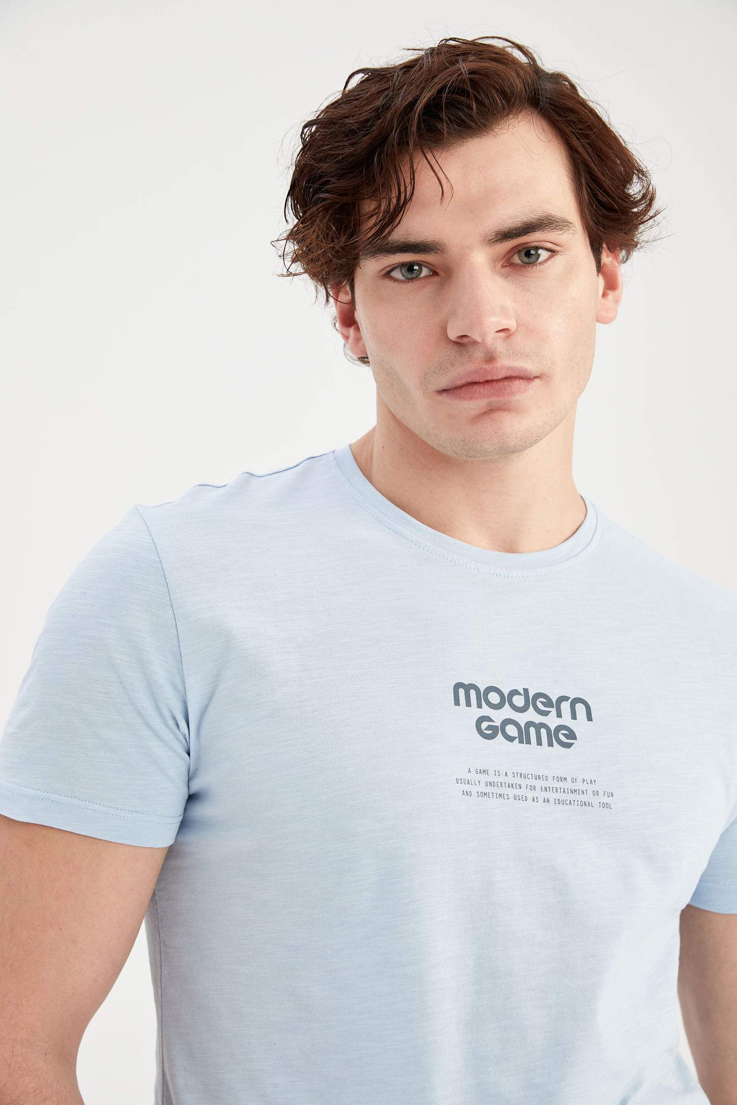 Slim Fit Short Sleeve Printed T-Shirt