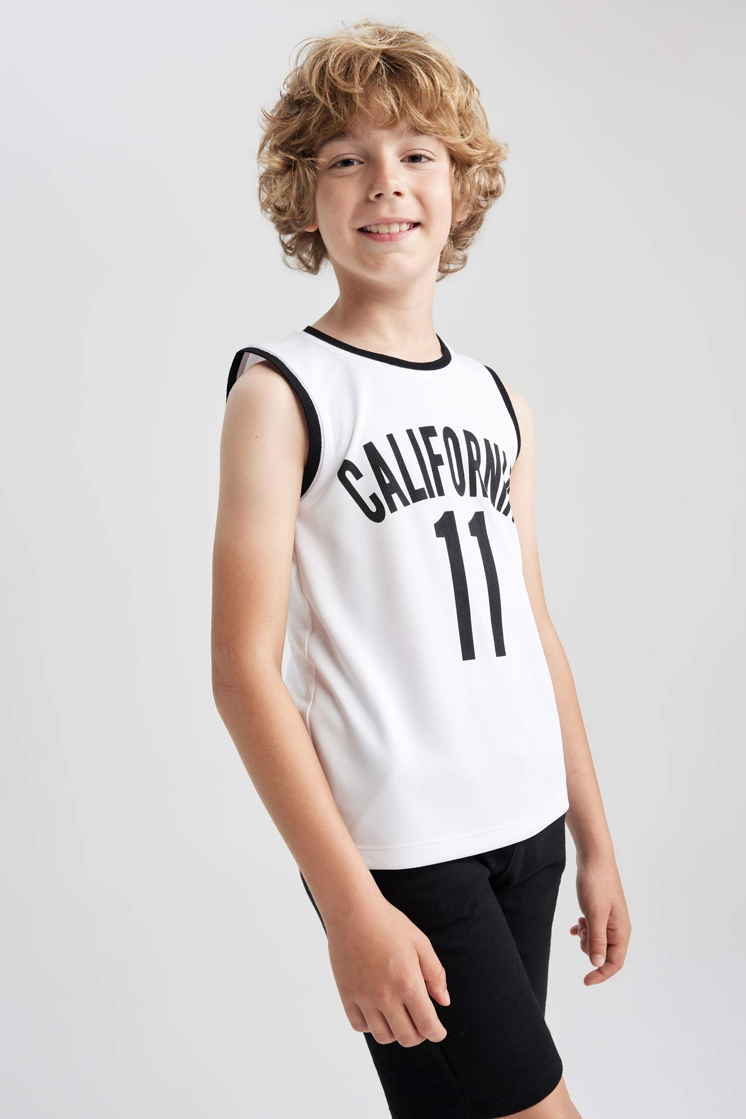 Майка с принтом с круглым вырезом для мальчиков