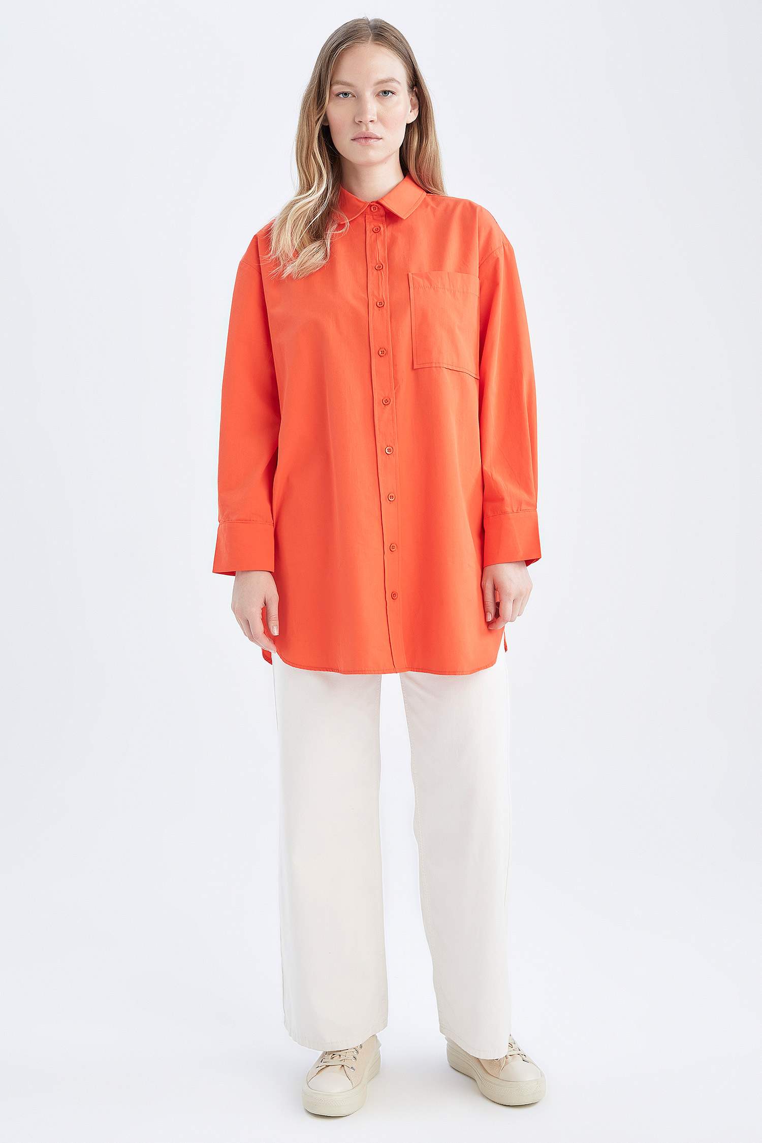 Туніка з довгим рукавом стандартного крою з коміром з довгим рукавом з попліну для жінок