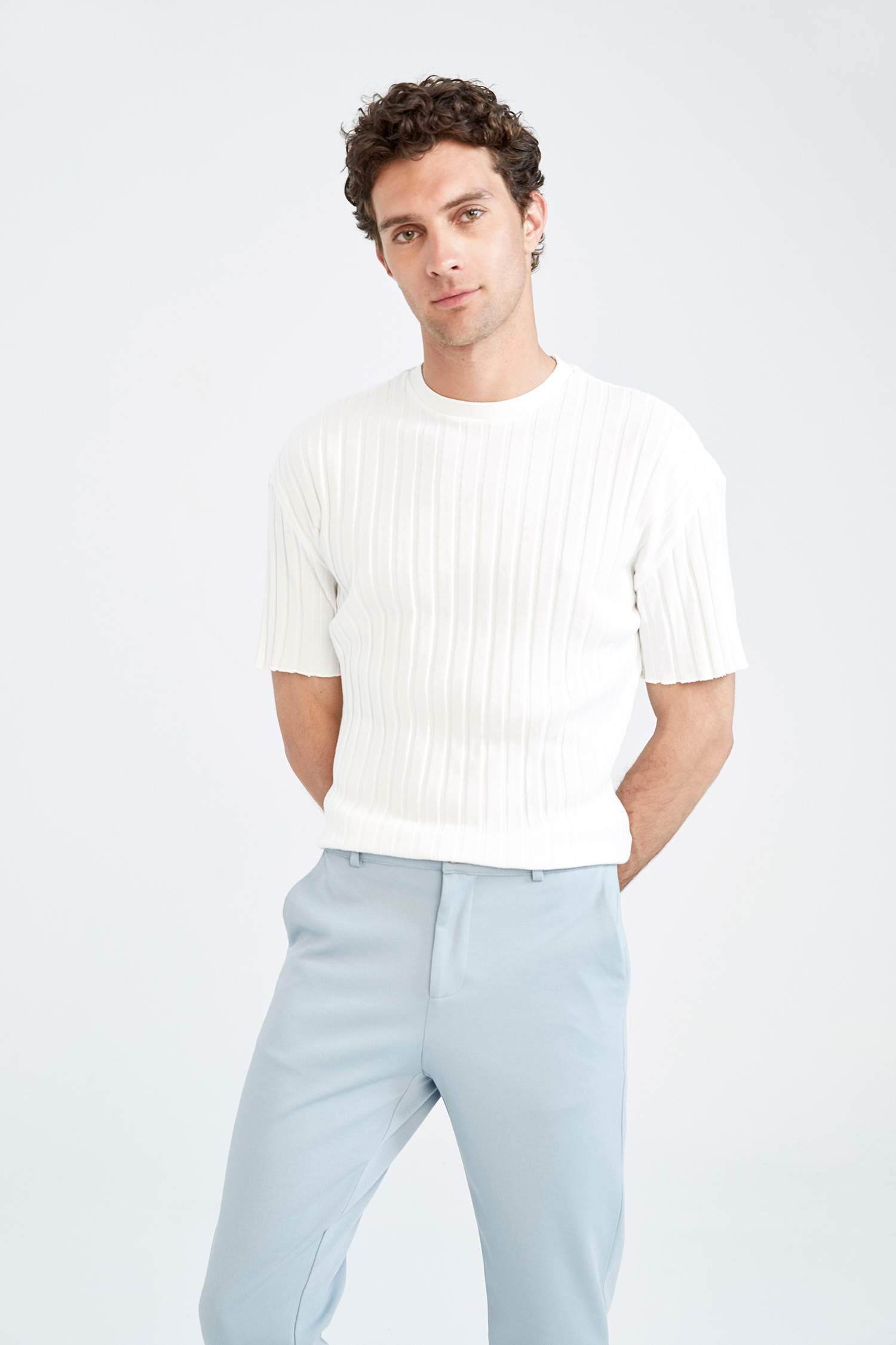 Футболка оверсайз в полоску с коротким рукавом