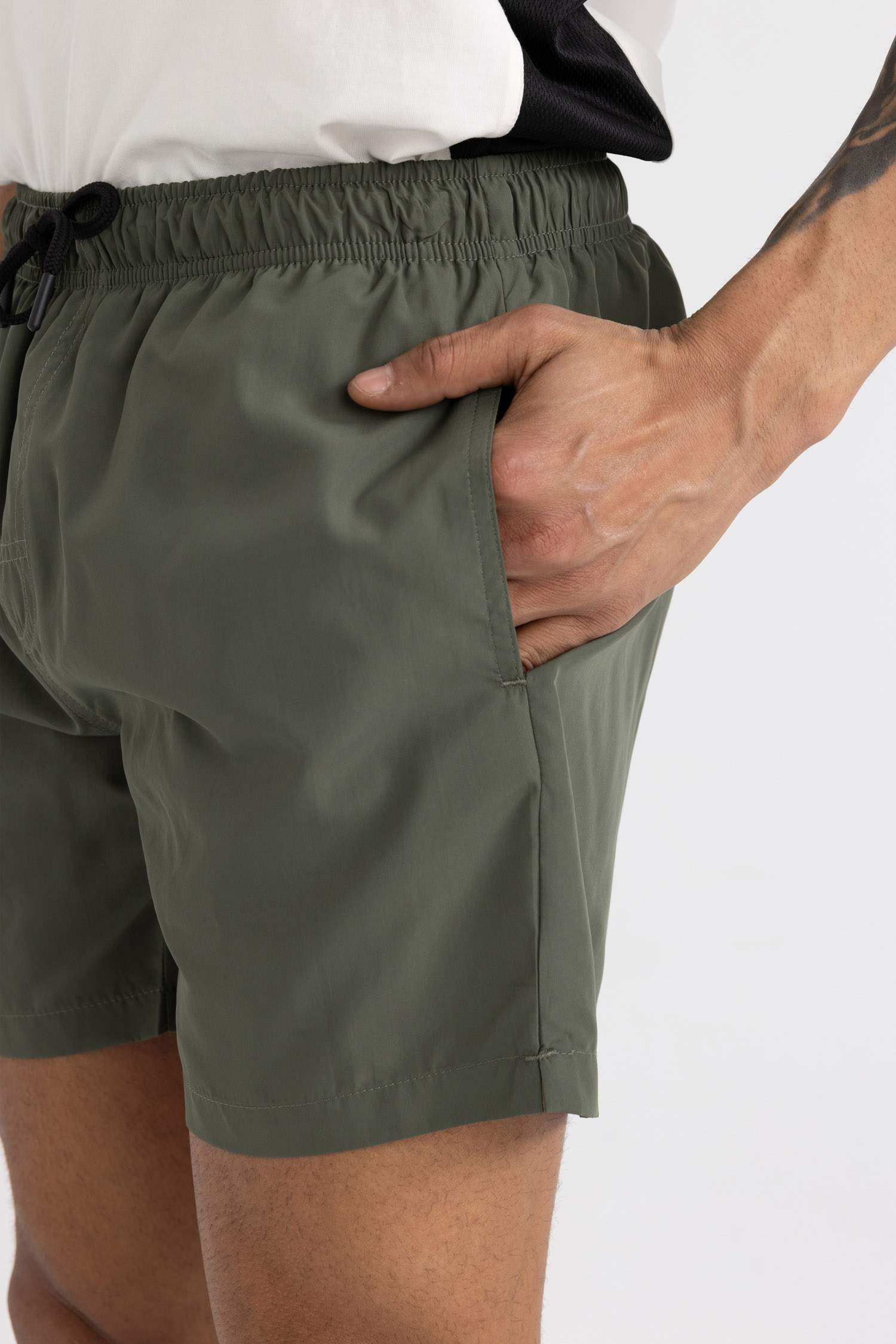 File Astarlı Kısa Boy Deniz Şortu