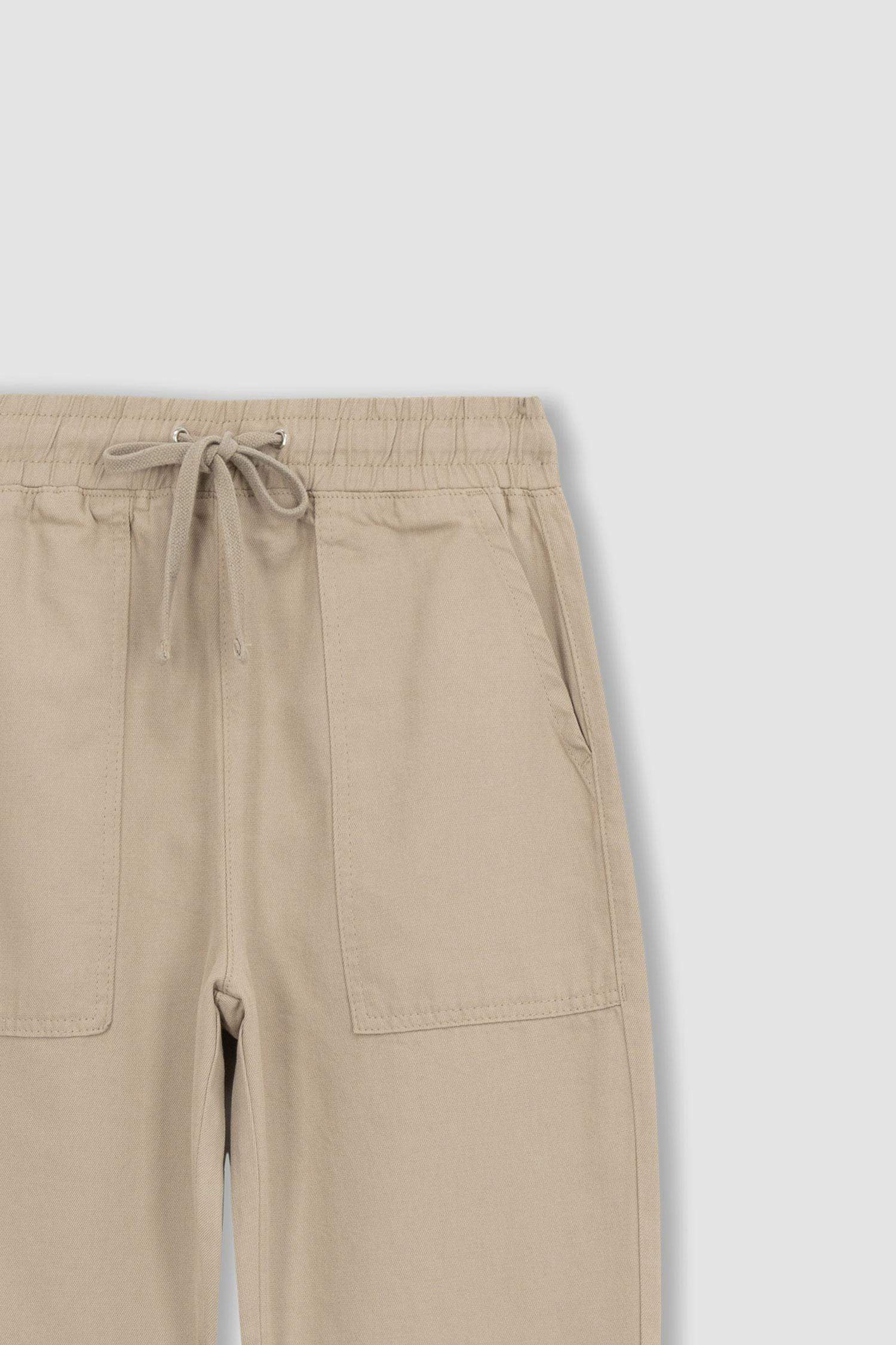 بنطلون جوجر فيت بجيب