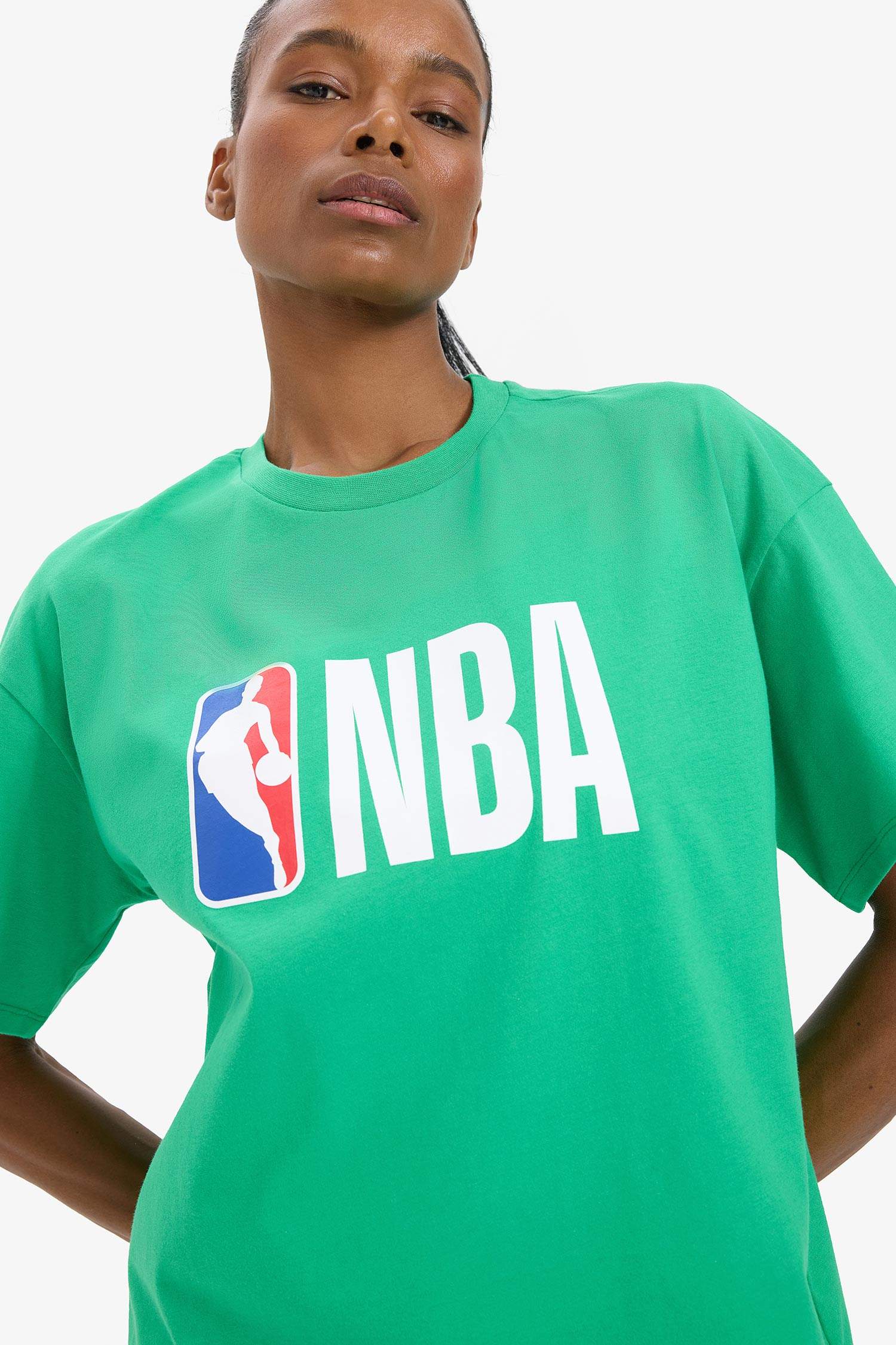 DeFactoFit NBA Wordmark Oversize Geniş Kalıp Bisiklet Yaka Kısa Kollu Tişört