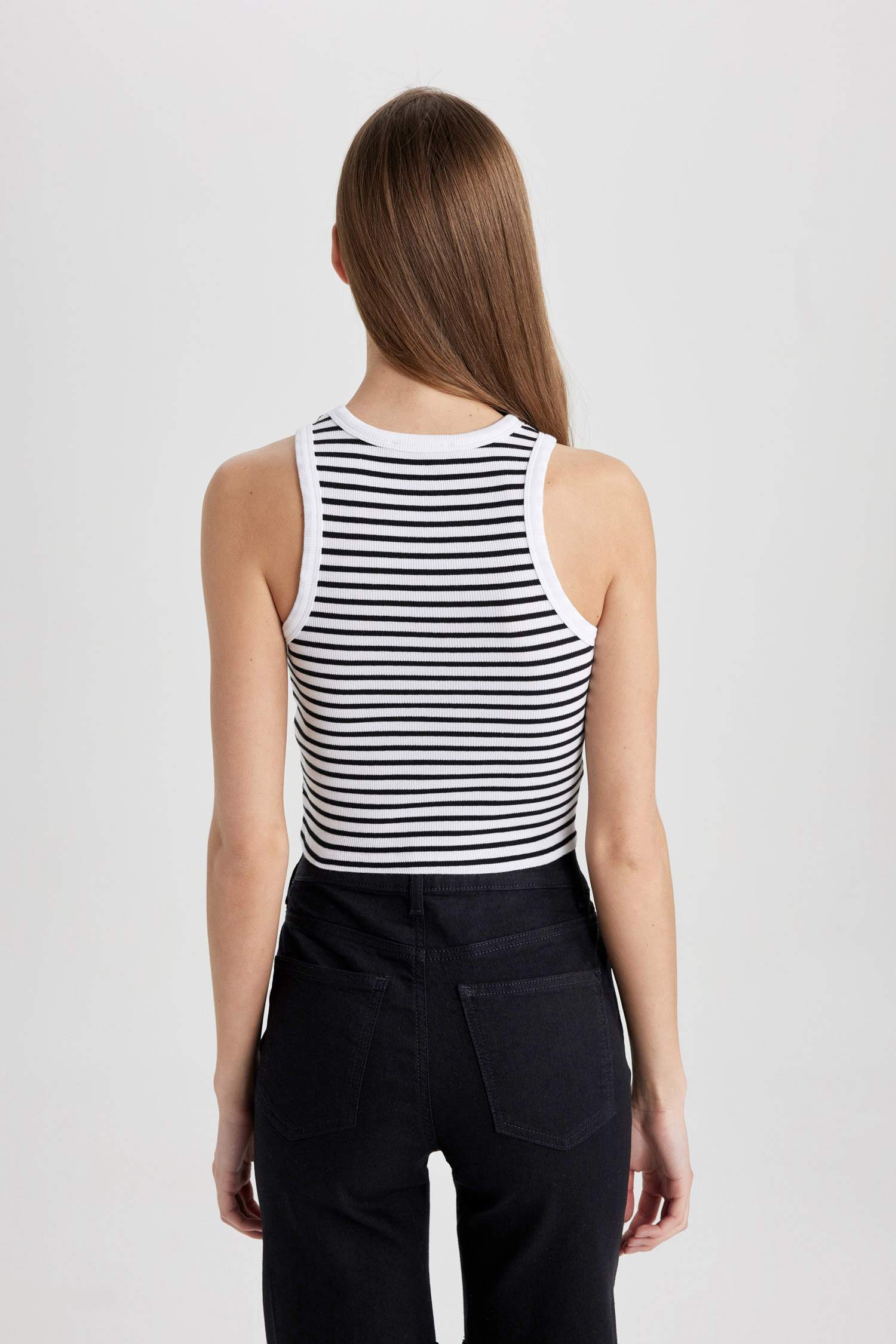 Fitted Crew Neck Ribbed Camisole Singlet