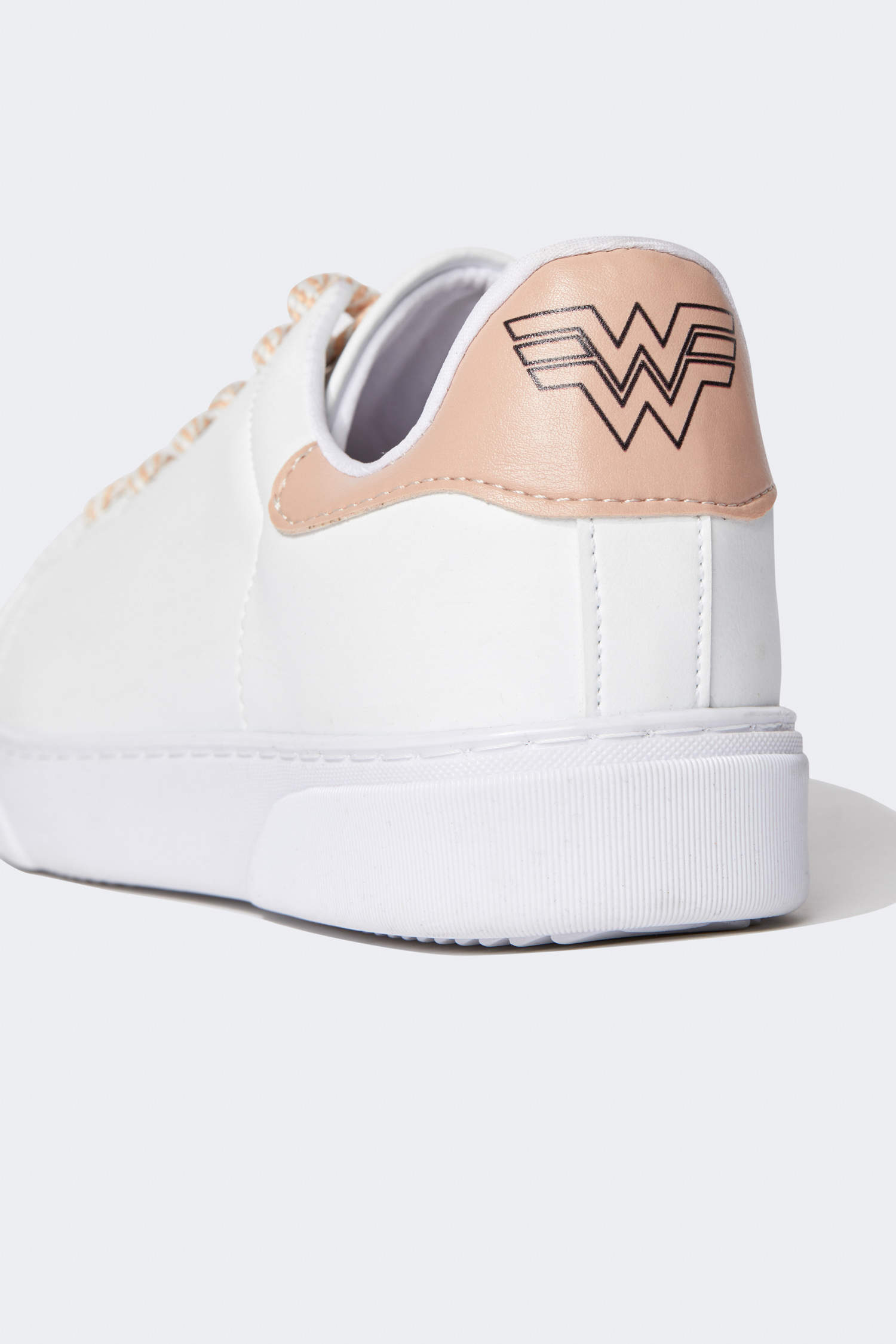 Defacto Kadın Wonder Woman Suni Deri Sneaker Ayakkabı. 5