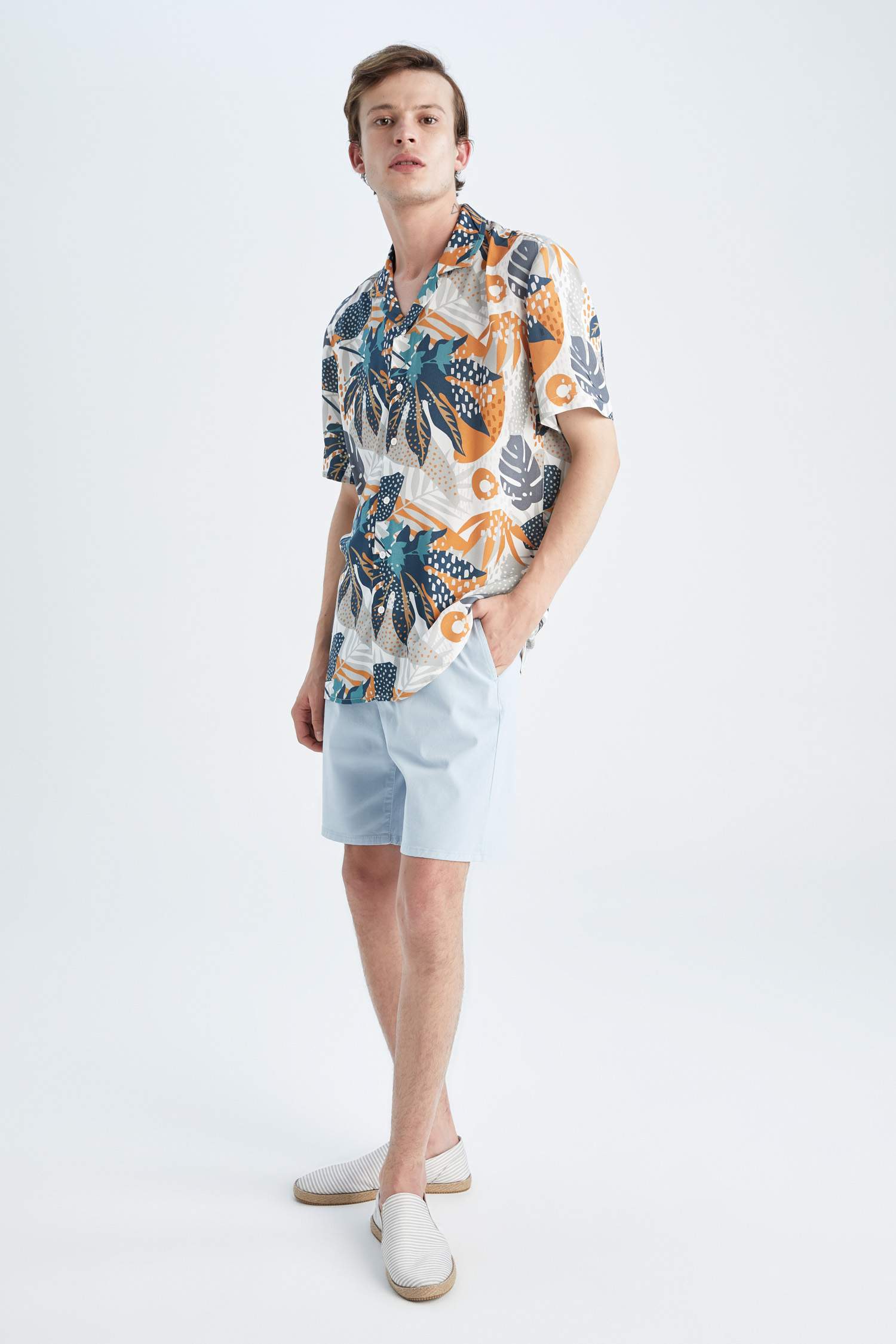 Short Bermuda Droit en coton taille élastique Coupe régulière et