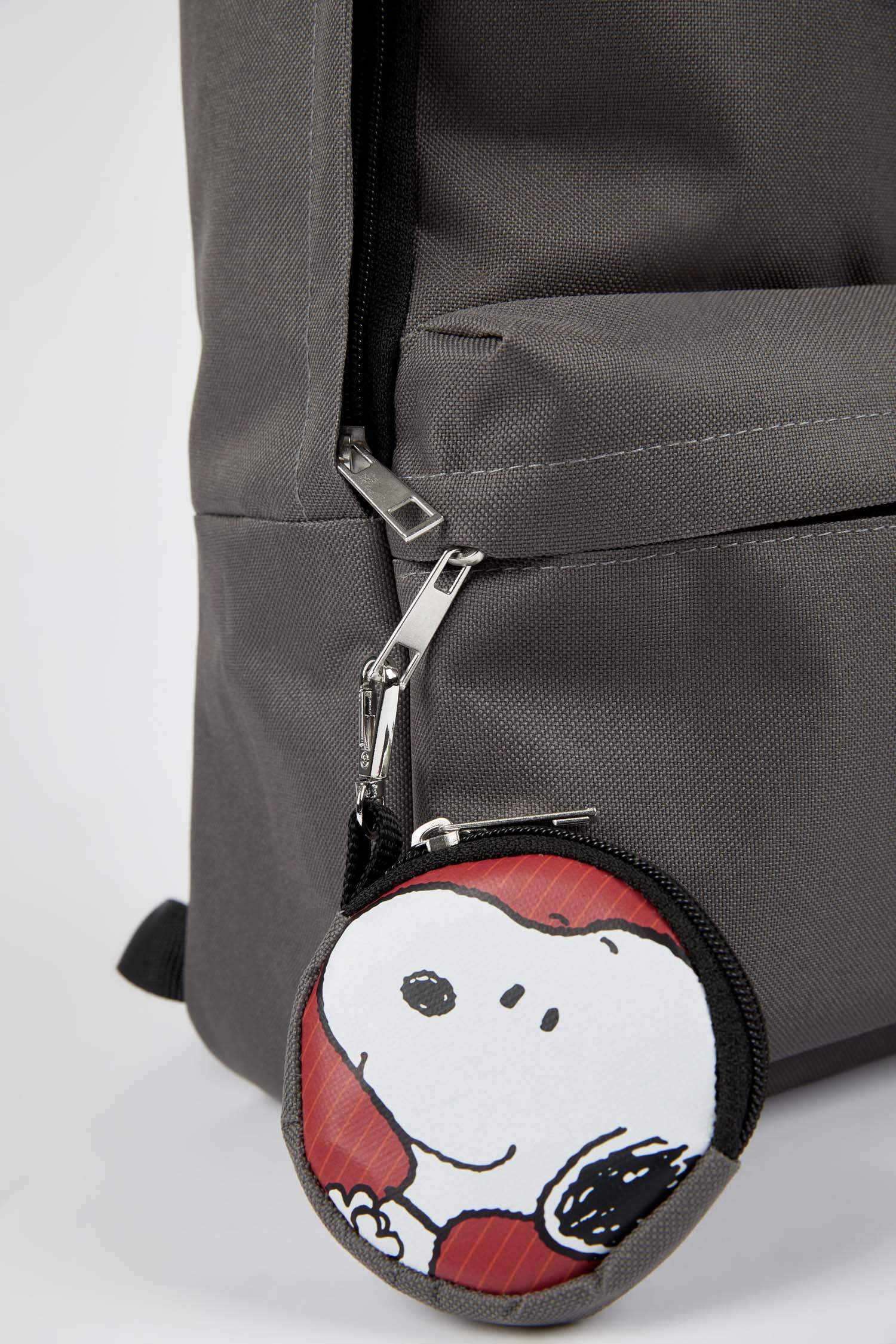 شنطة ظهر من سنوبي