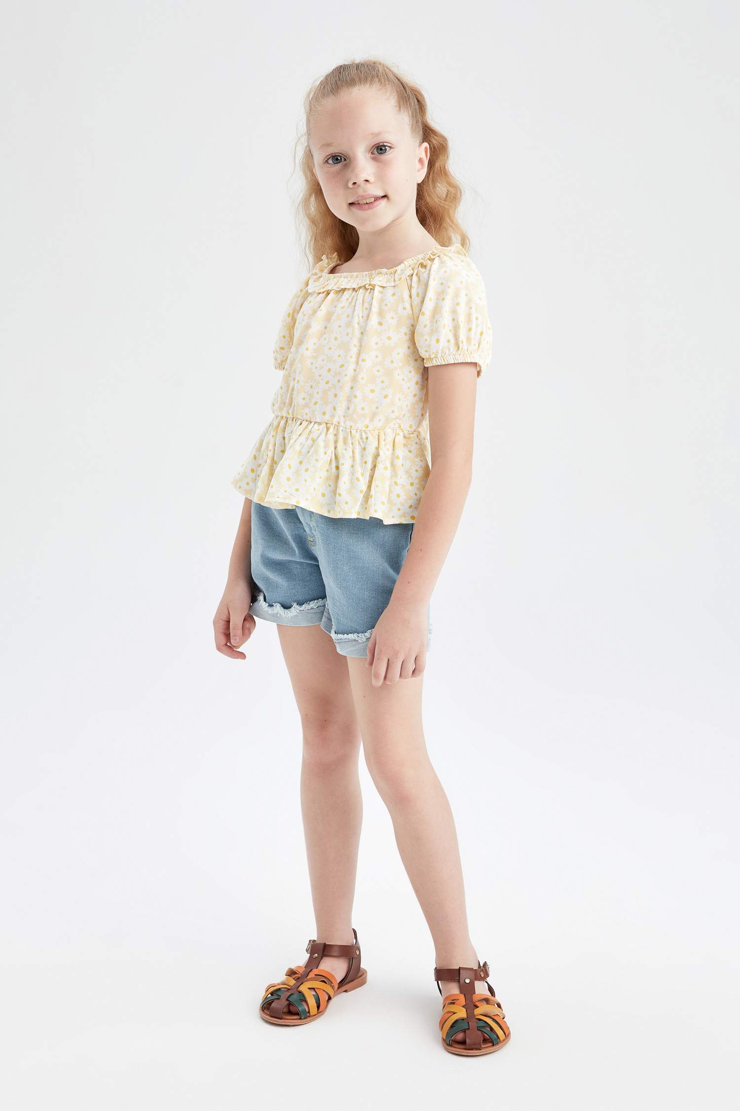 Блузка скоротким рукавом