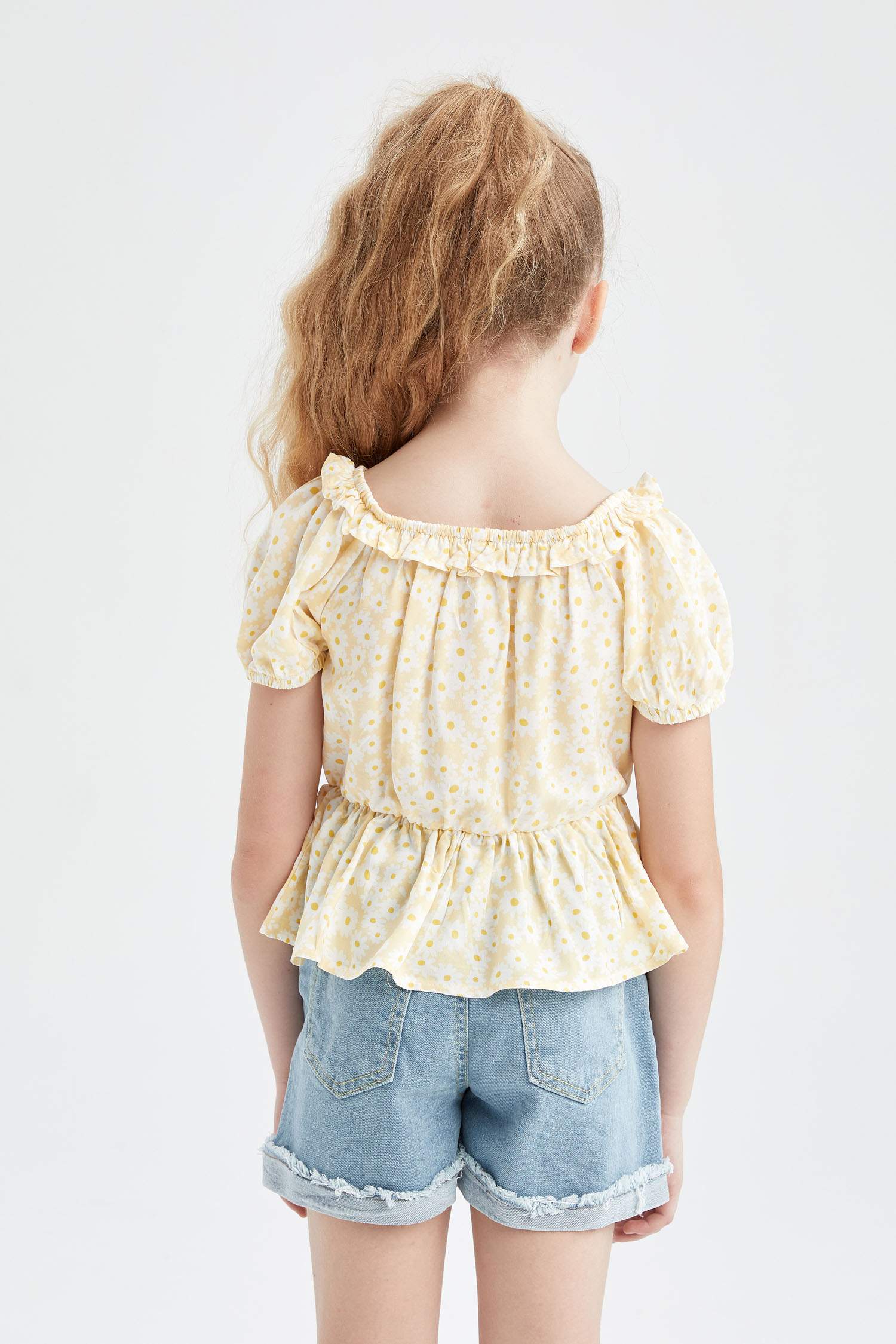 Блузка скоротким рукавом