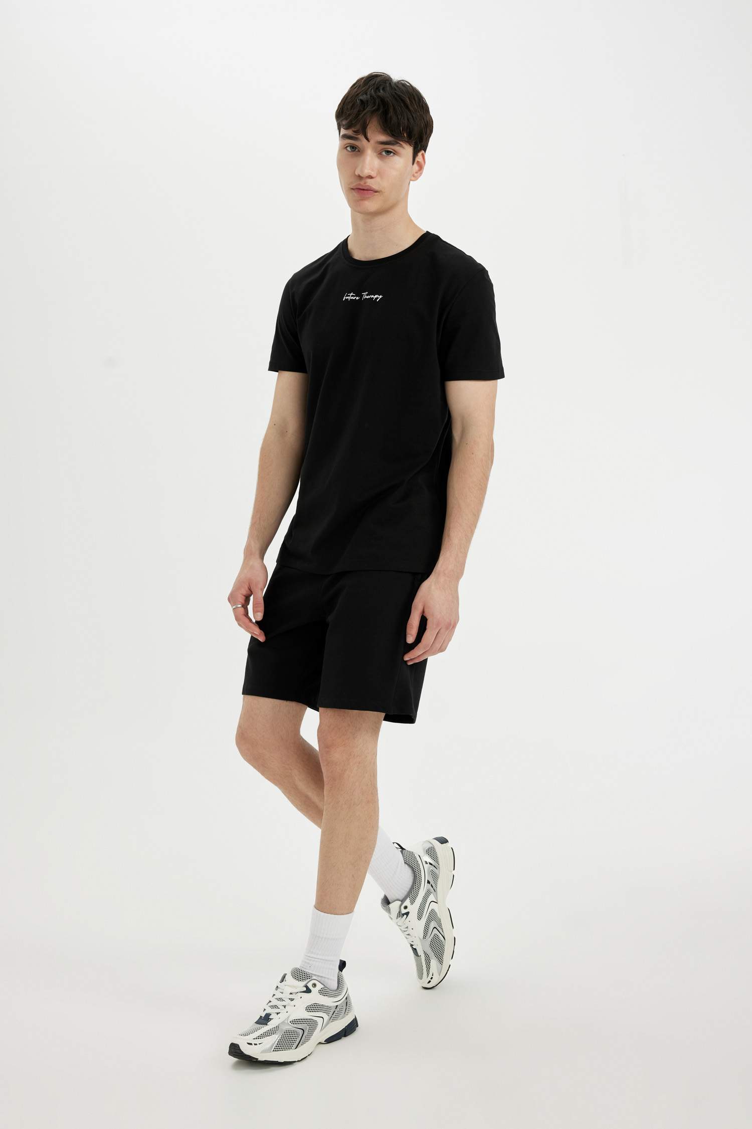 Regular Fit Basic Düz Şort