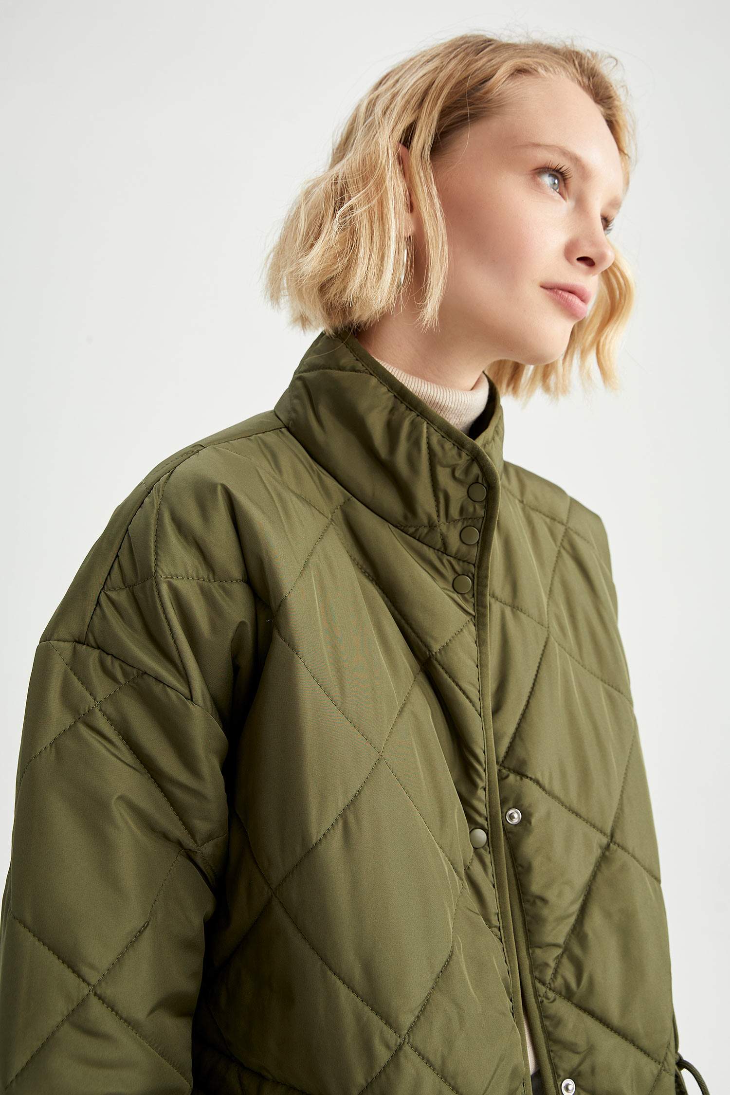 Khaki Woman Oversize Fit Slim Parka 2448974 | DeFacto