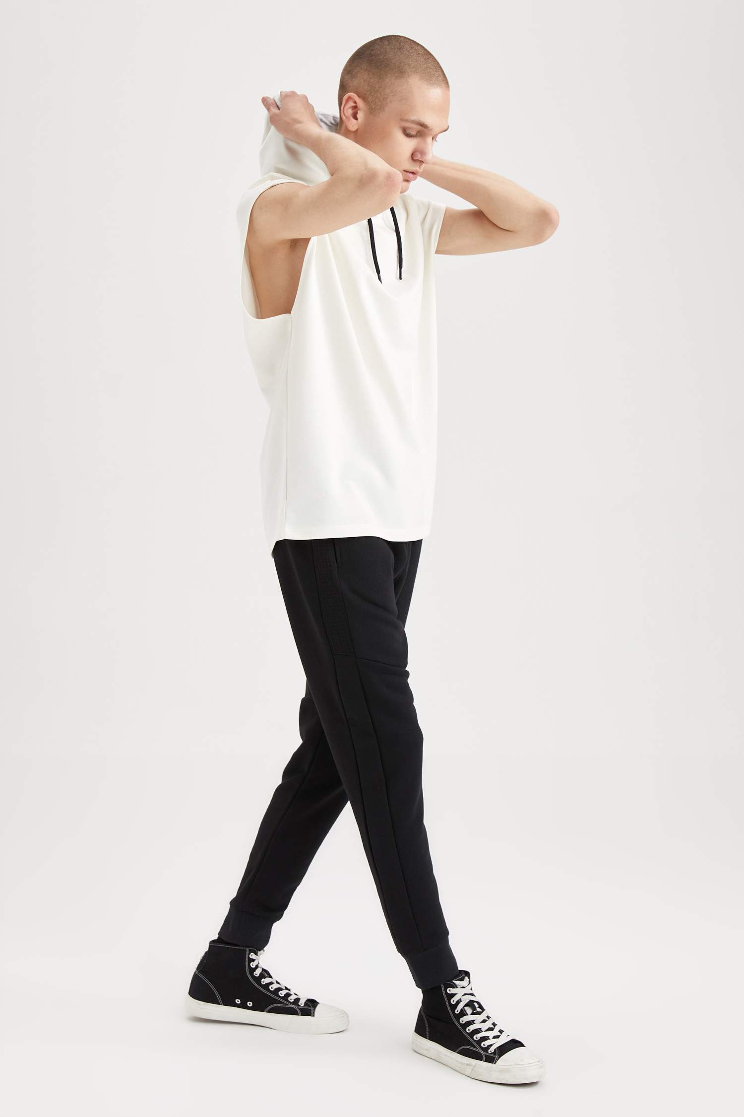 Coool Oversize Fit Hooded Kangaroo Pocket Sleeveless Cotton Combed T-Shirt