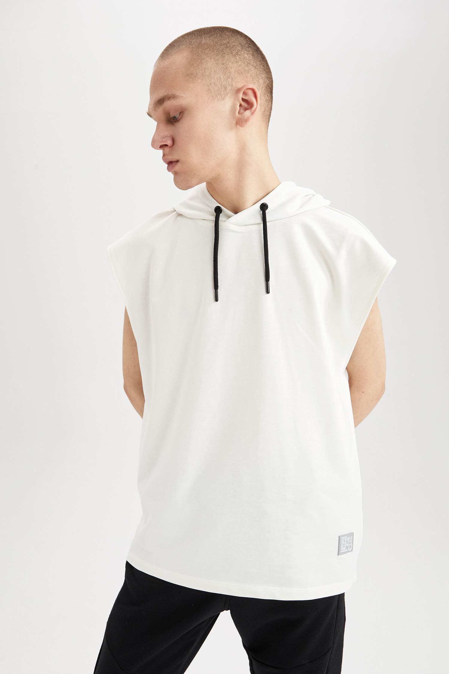 Coool Oversize Fit Hooded Kangaroo Pocket Sleeveless Cotton Combed T-Shirt