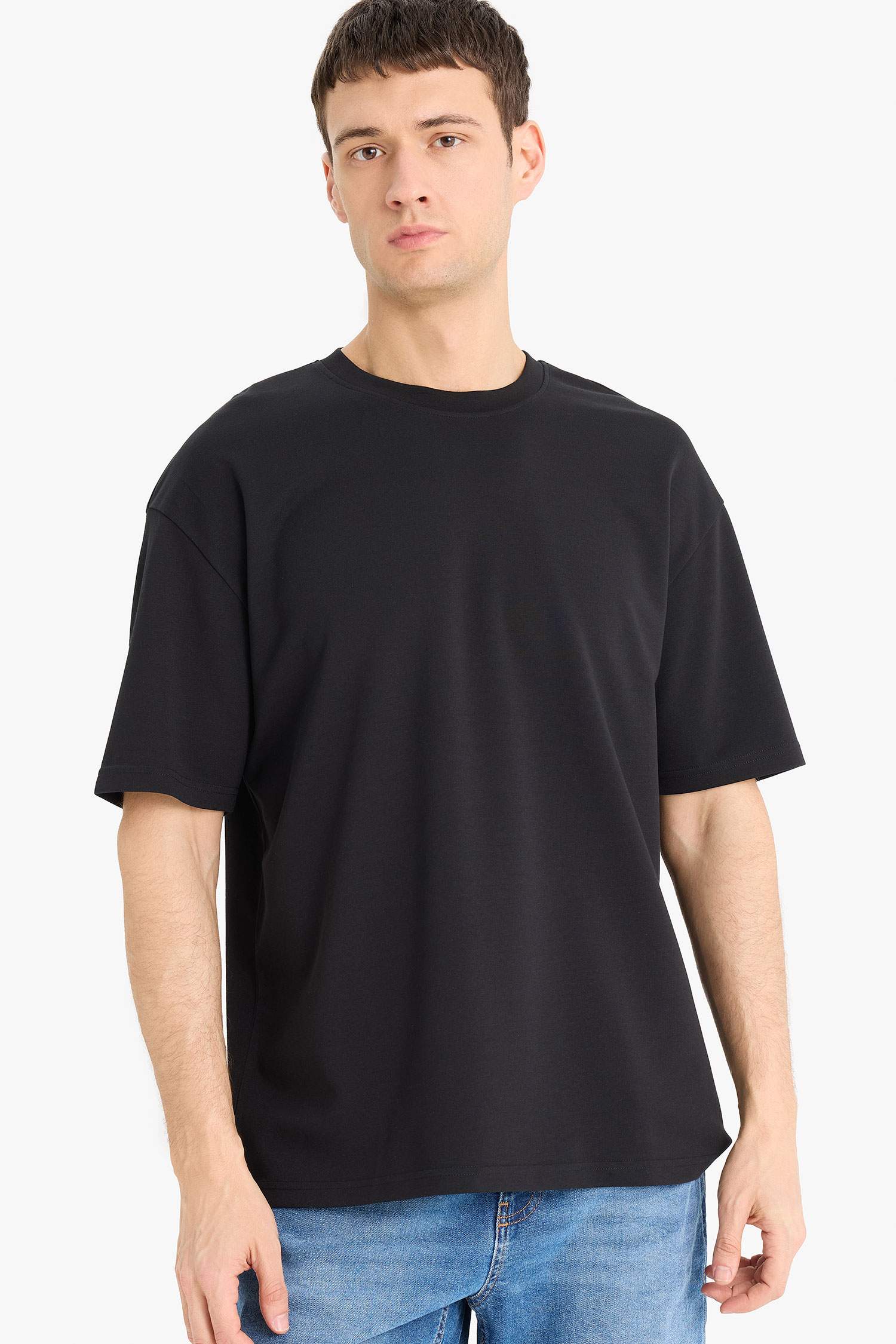 Oversize Geniş Kalıp Bisiklet Yaka Ağır Kumaş Basic Düz Kısa Kollu Tişört